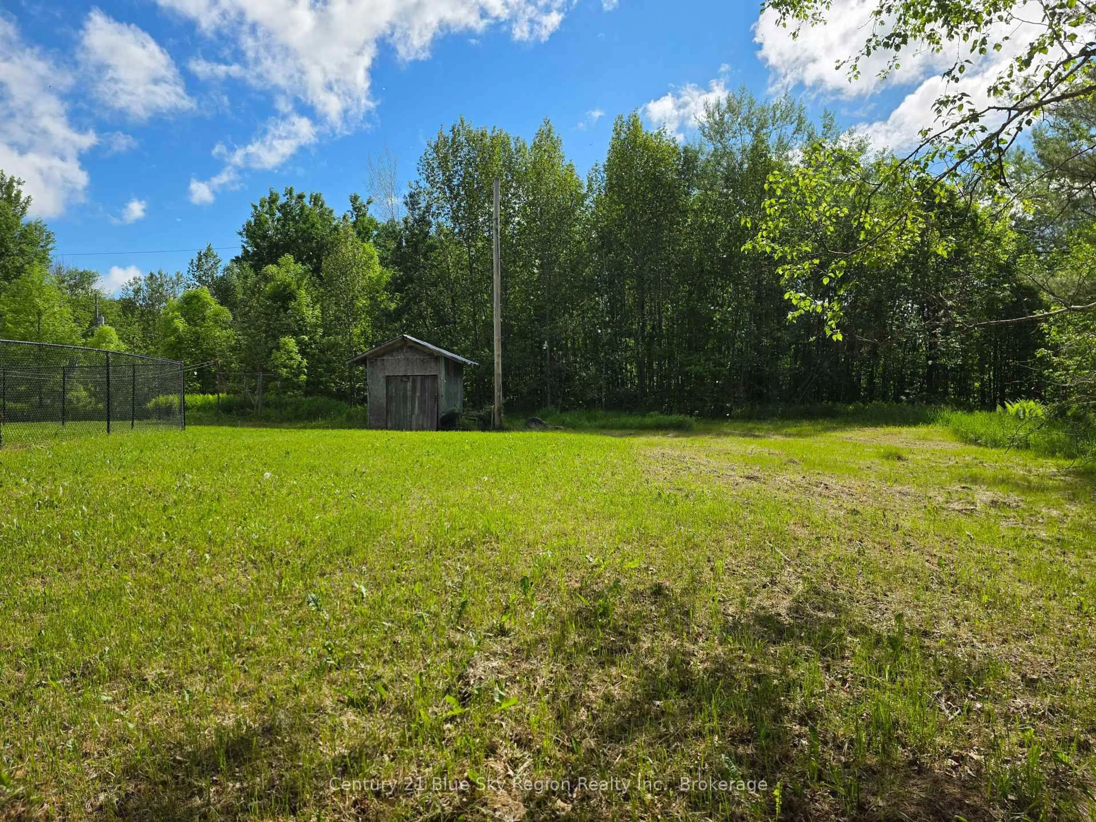 Shed for 20 Stevens Rd, West Nipissing Ontario P2B 3L6