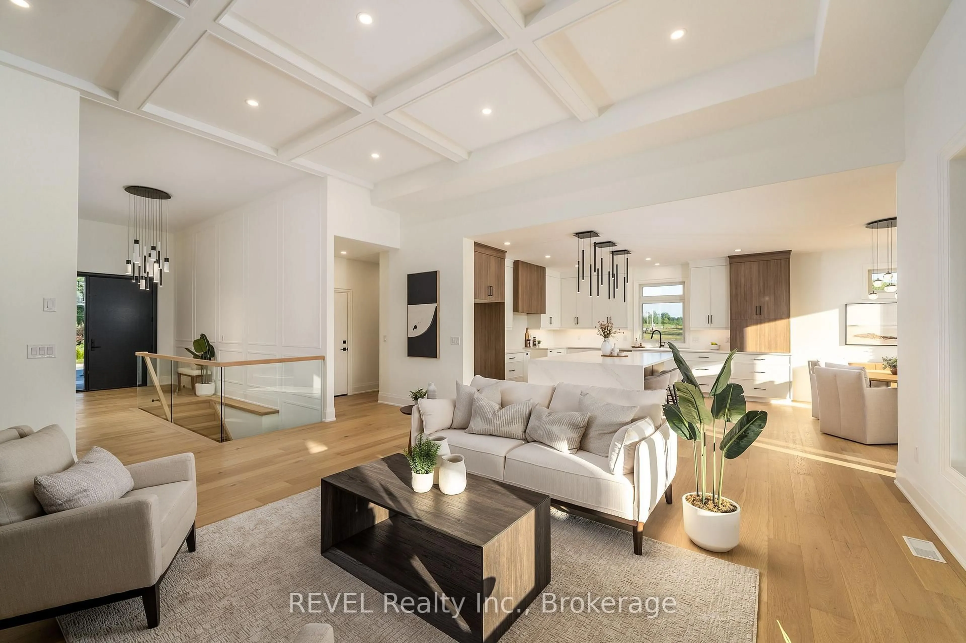 Living room with furniture, unknown for 20 Anchor Rd, Thorold Ontario L0S 1A0