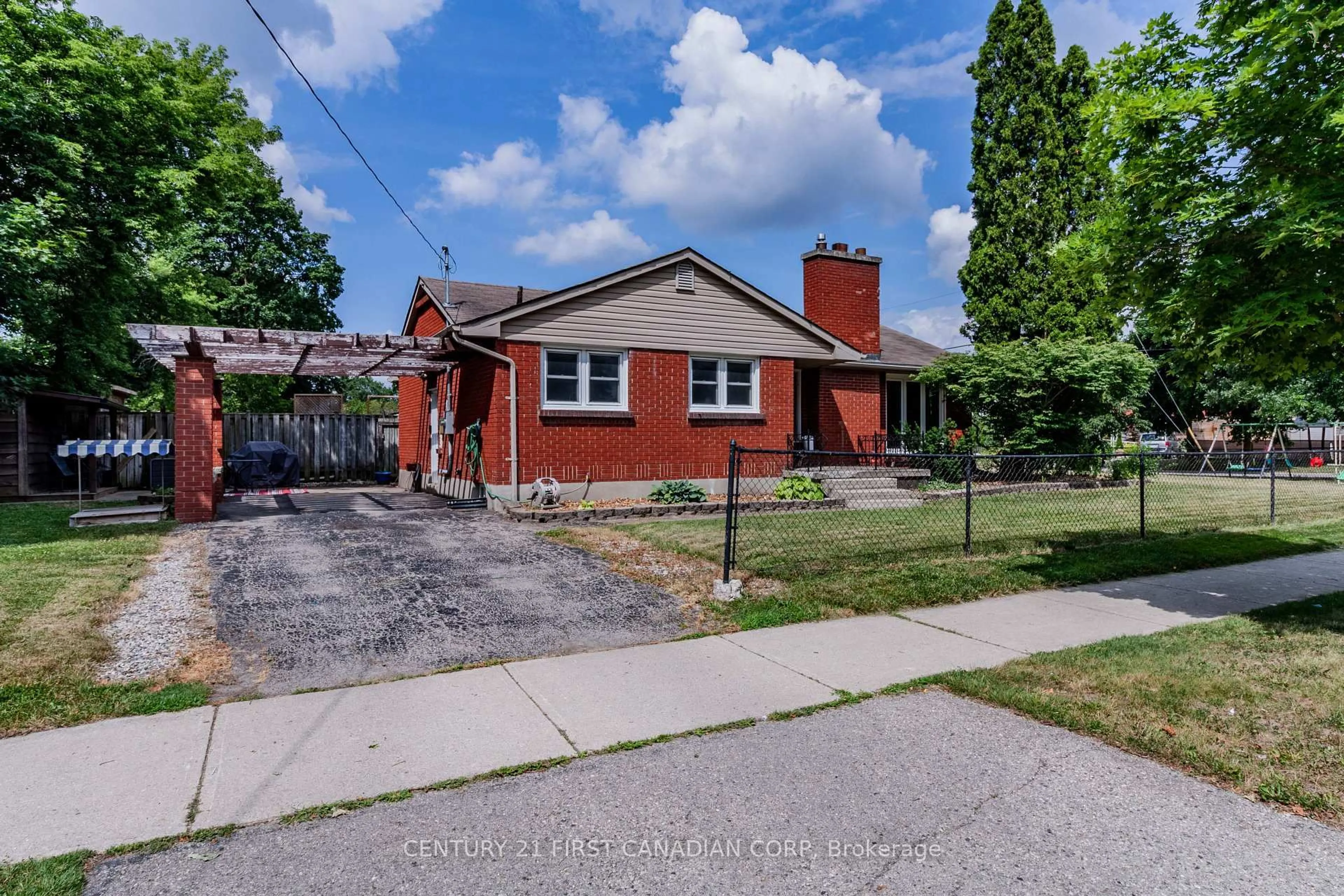 Home with brick exterior material, street for 1721 Moffatt Ave, London East Ontario N5W 2A2