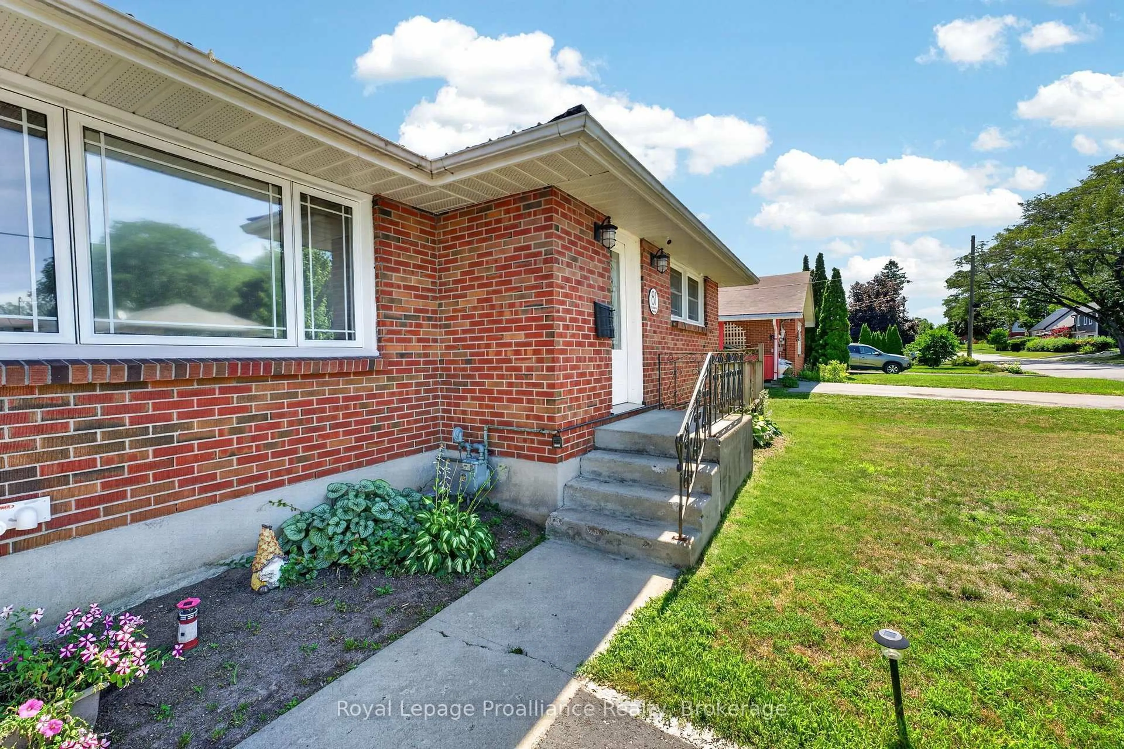 Home with brick exterior material, street for 81 Crestview Ave, Belleville Ontario K8N 1W6
