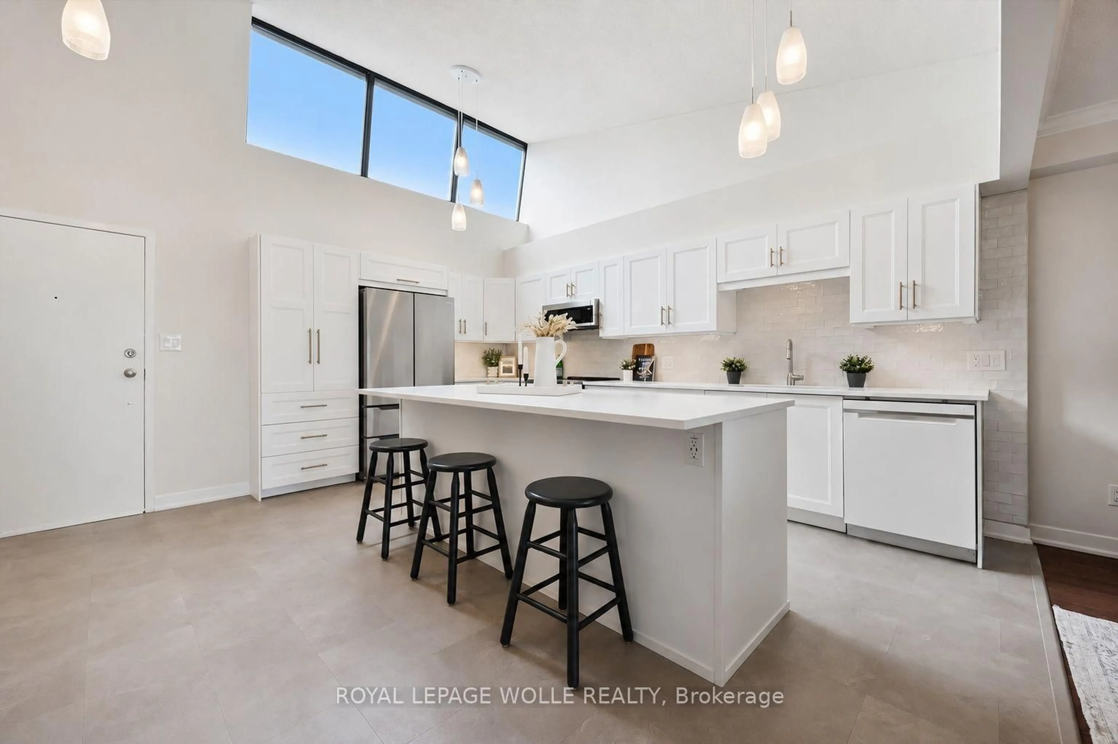 Open concept kitchen, unknown for 260 Sheldon Ave #PH2, Kitchener Ontario N2H 6P2