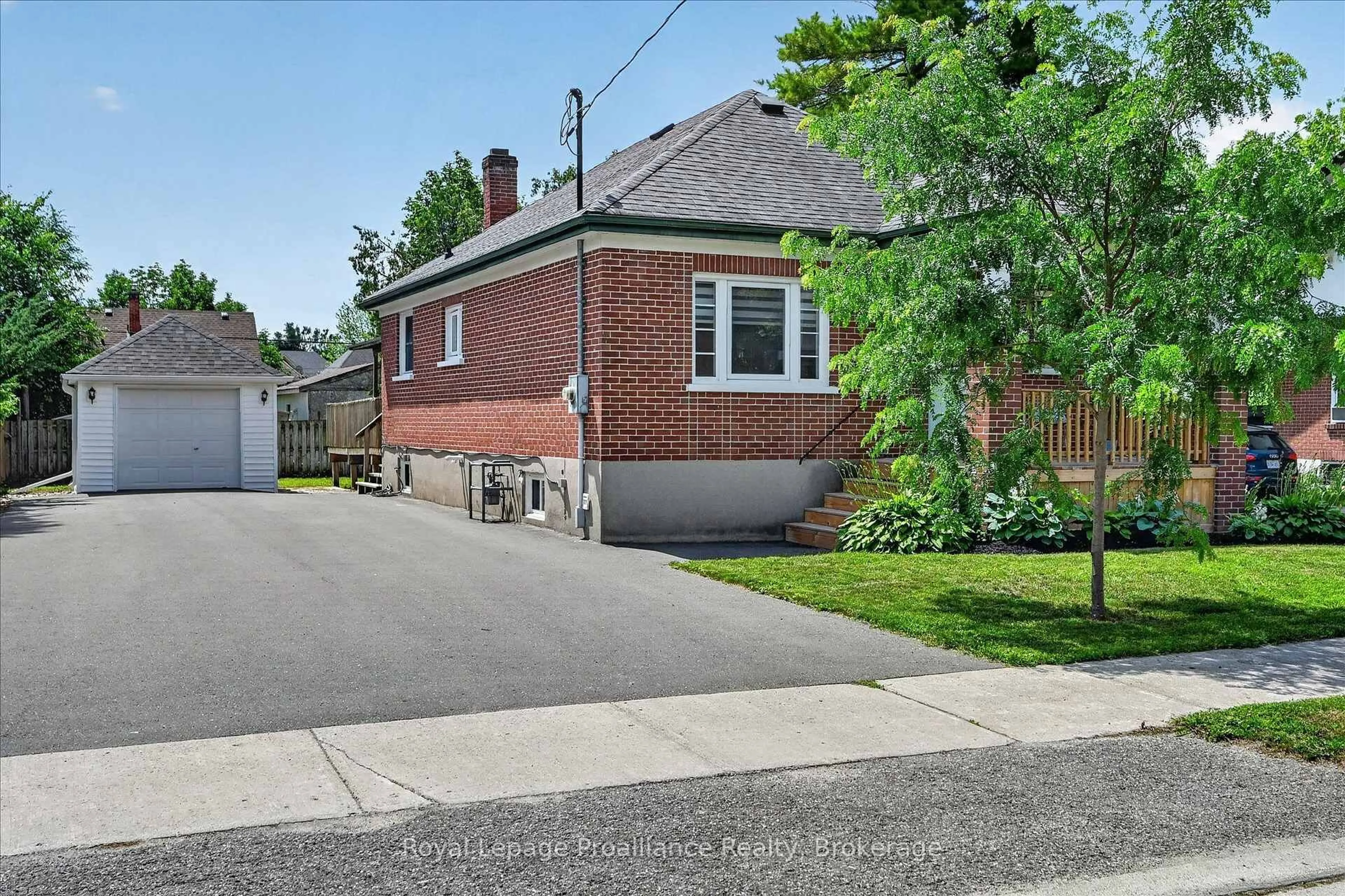 Home with brick exterior material, street for 107 Morrow St, Peterborough Ontario K9J 1X4