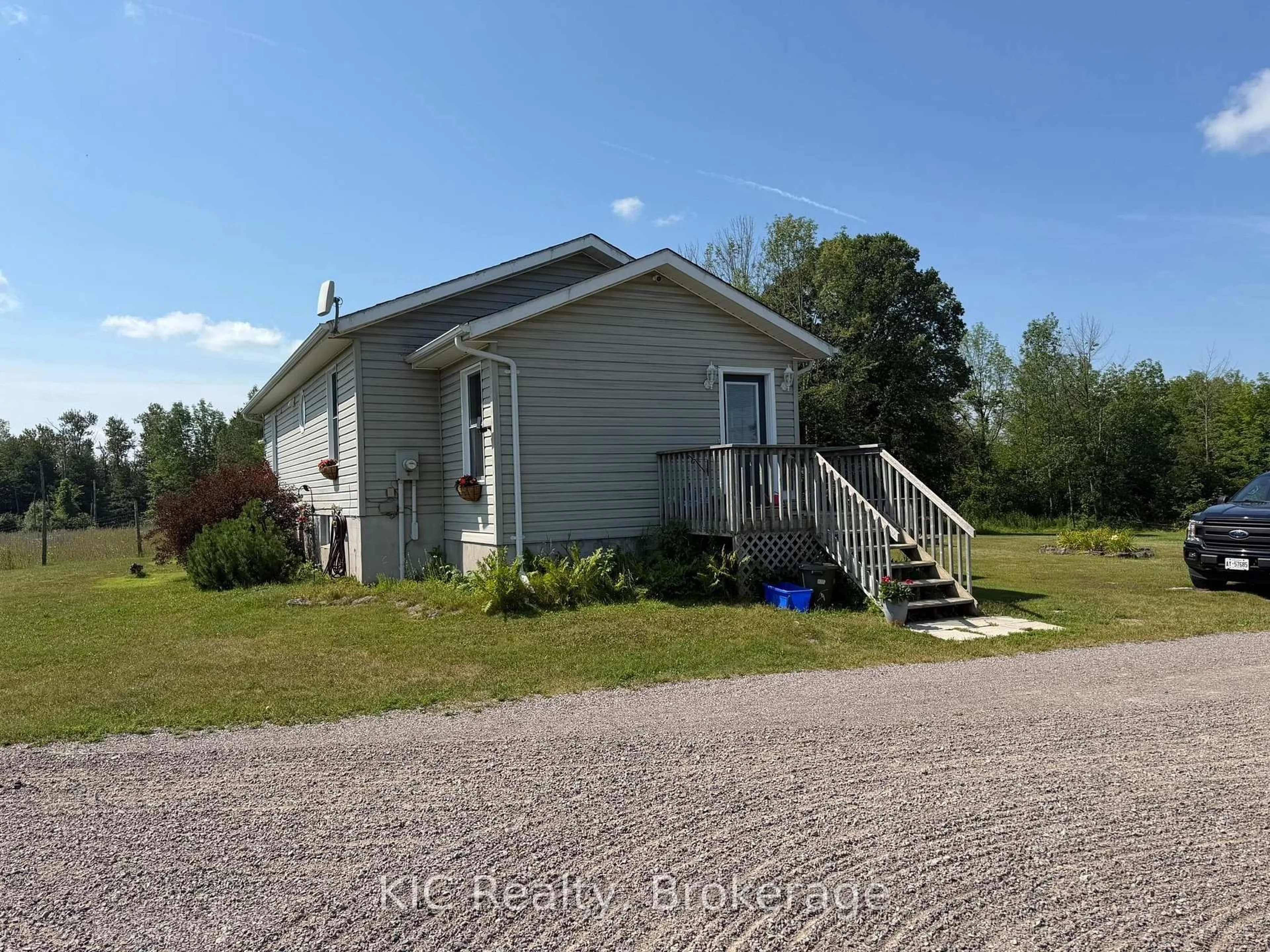 Unknown for 221 Jones Rd, Madoc Ontario K0K 2K0