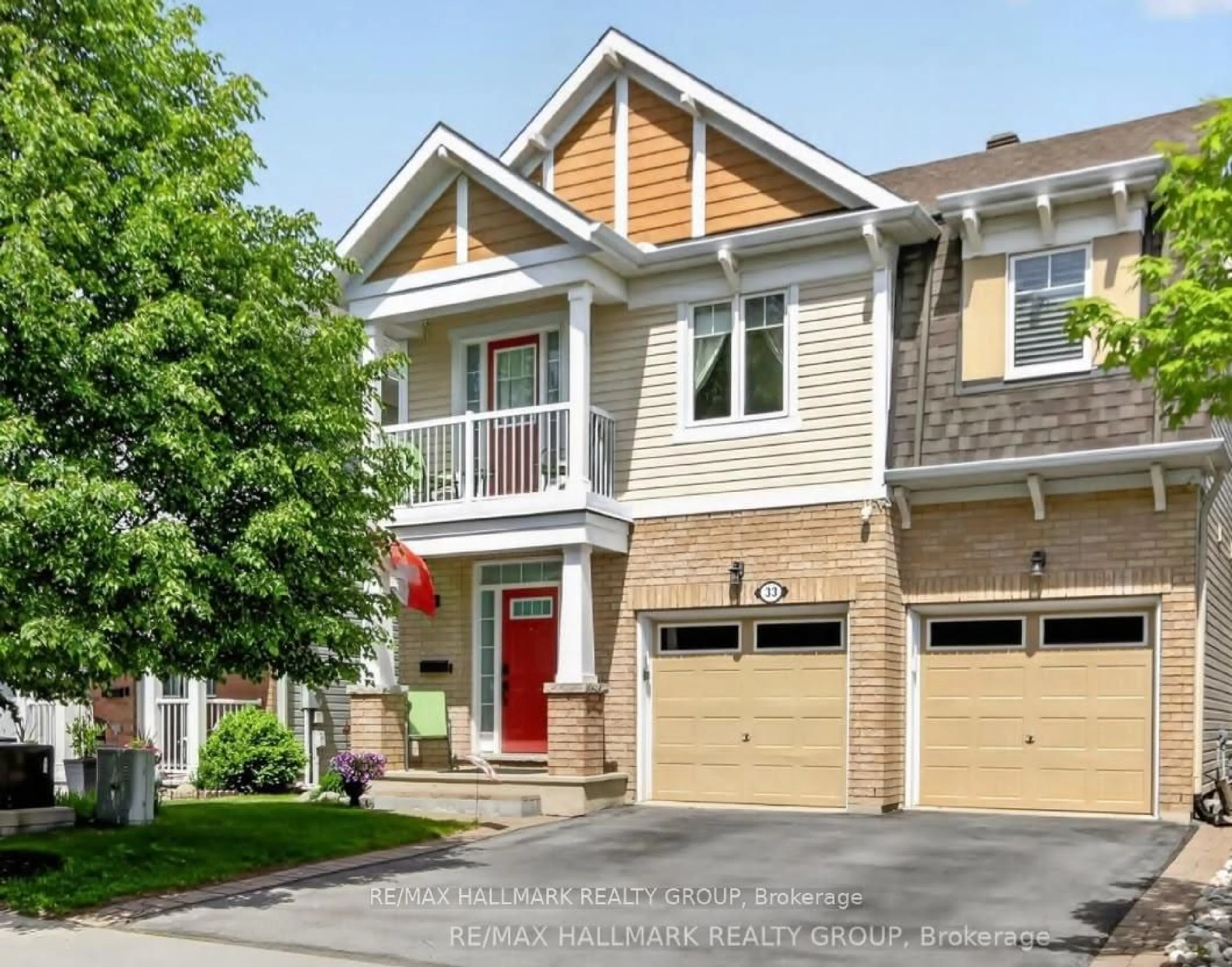 Home with brick exterior material, street for 33 SUMMITVIEW Dr, Ottawa Ontario K2M 2V9