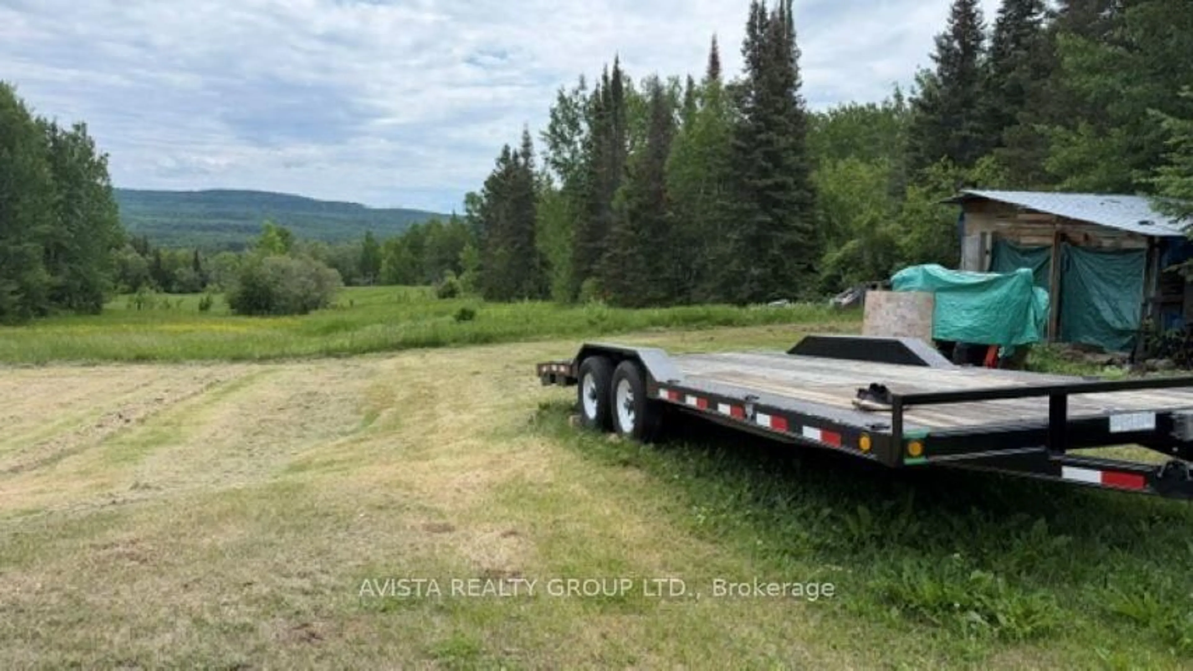 Blurry image for 230 Hwy 608, Neebing Ontario P7L 0C6