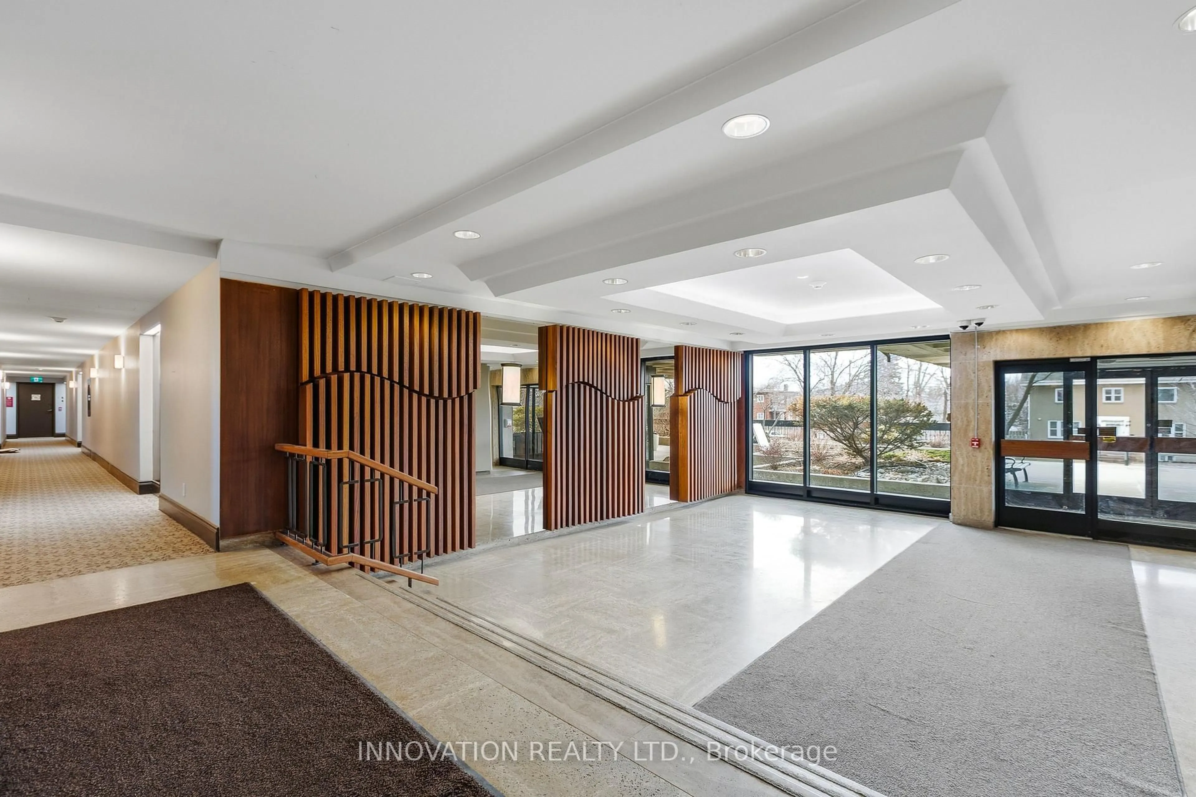 Indoor foyer for 265 Poulin Ave #807, Ottawa Ontario K2B 7Y8