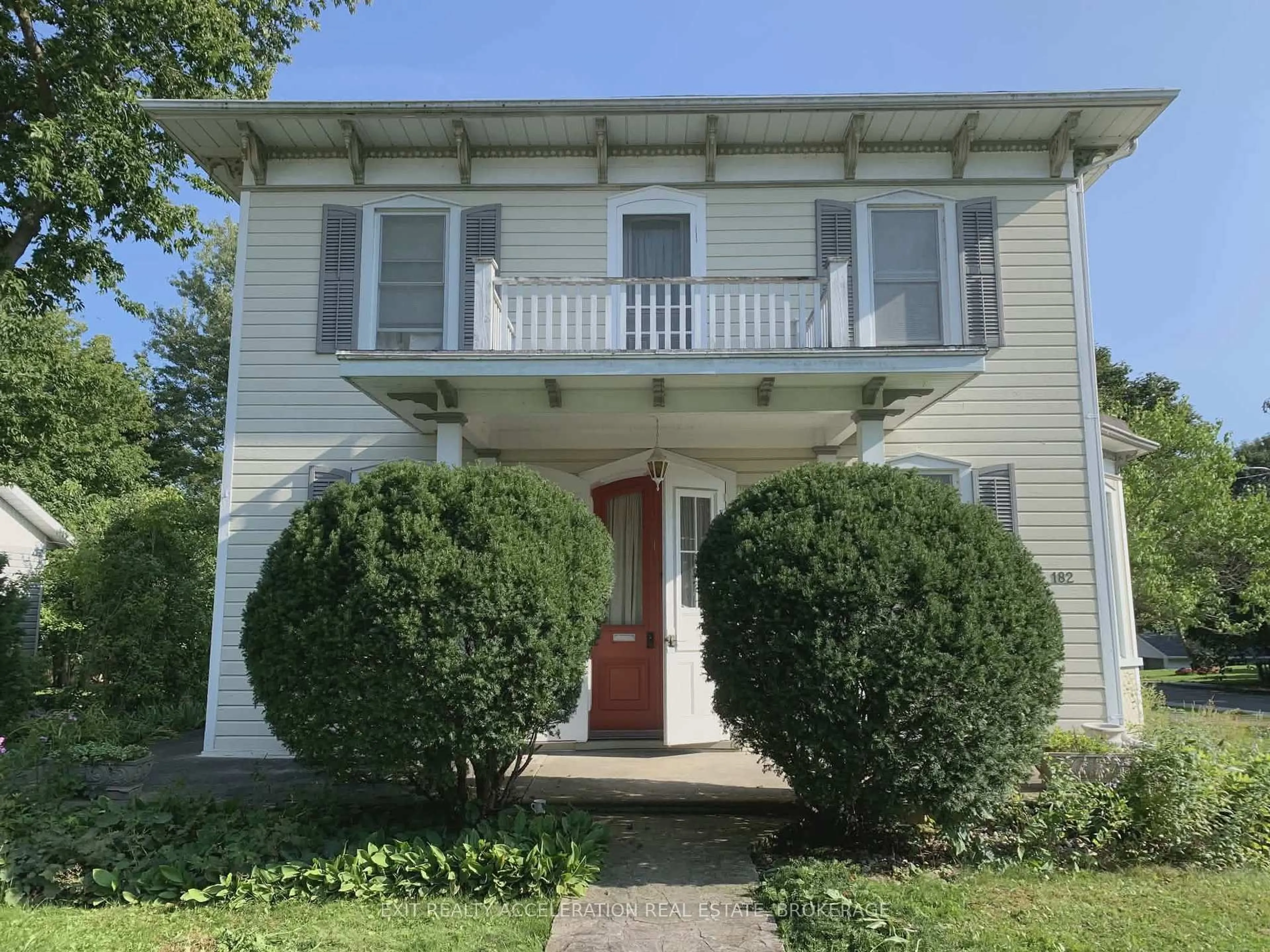 Home with vinyl exterior material, street for 182 Water St, Greater Napanee Ontario K7R 1W4