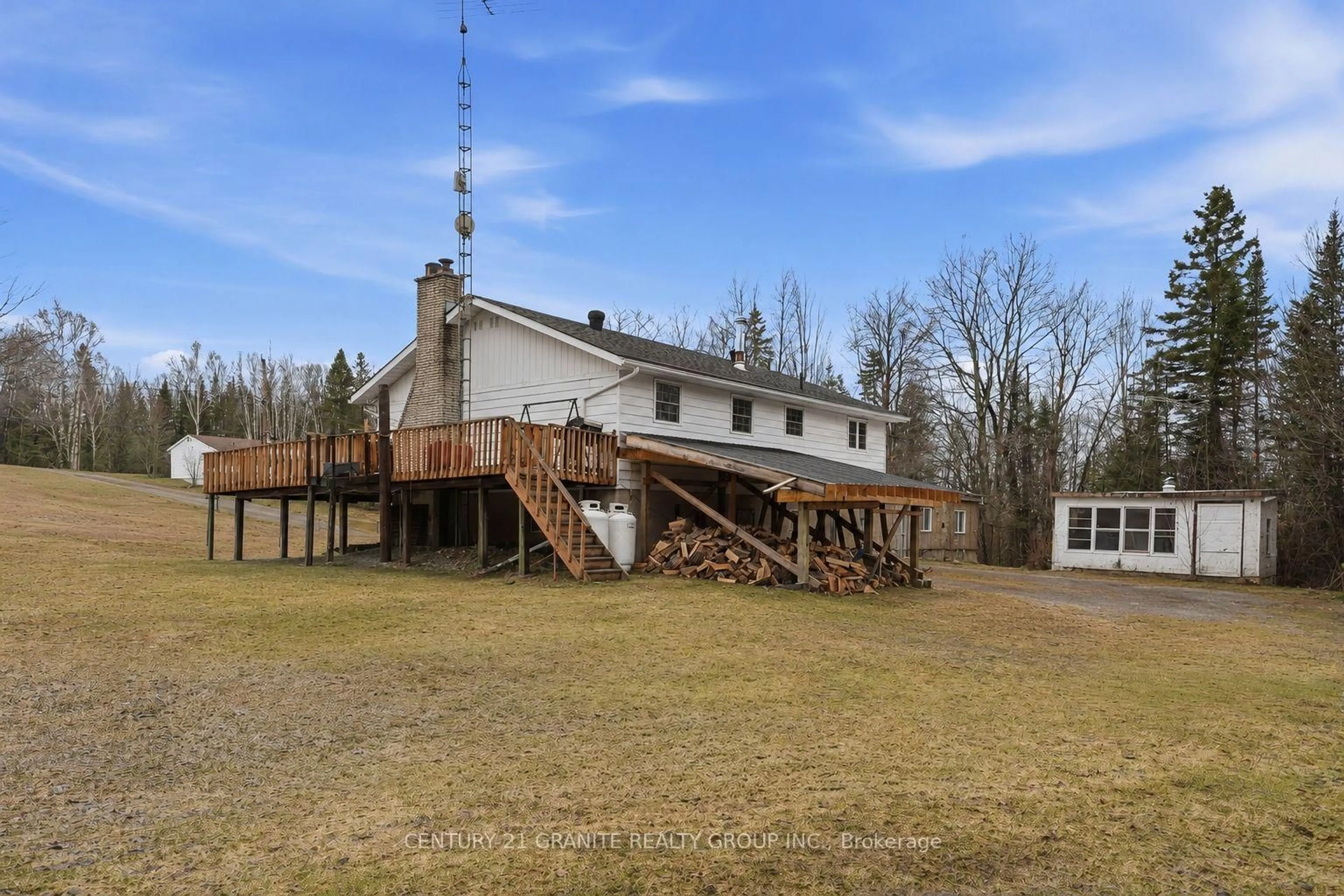A pic from outside/outdoor area/front of a property/back of a property/a pic from drone, building for 301 Hybla Rd, Bancroft Ontario K0L 1C0
