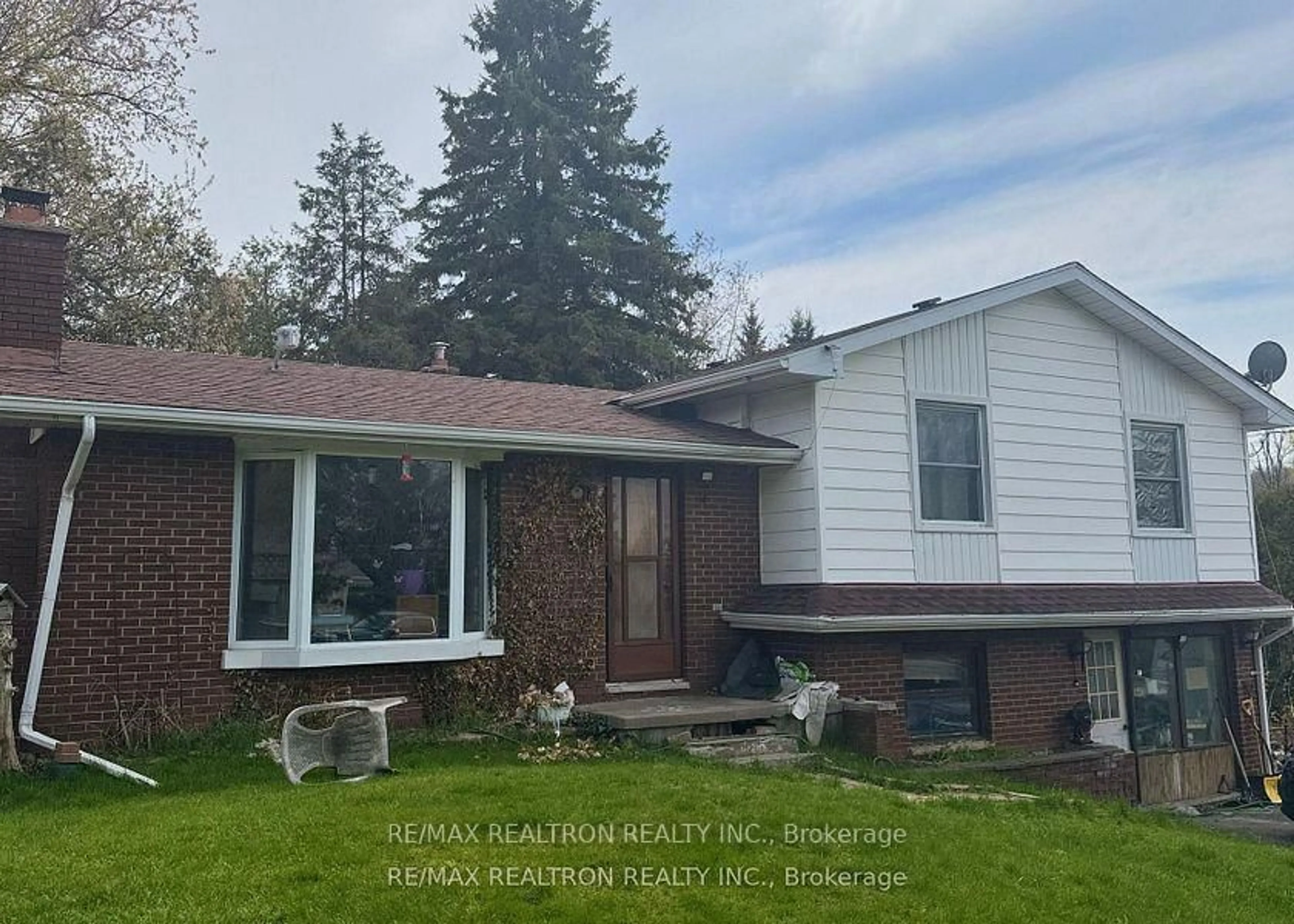 Home with vinyl exterior material, street for 15 Bess Dr, Alnwick/Haldimand Ontario K0K 2X0
