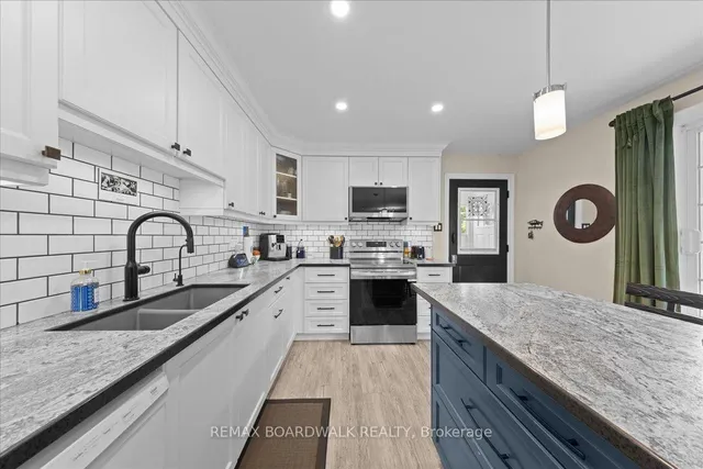 5907 43 Highway, Perth 4