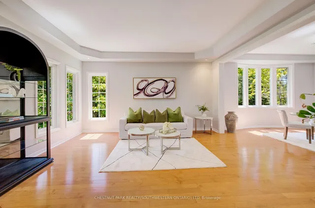 23 Buerkle Crt, Waterloo 5
