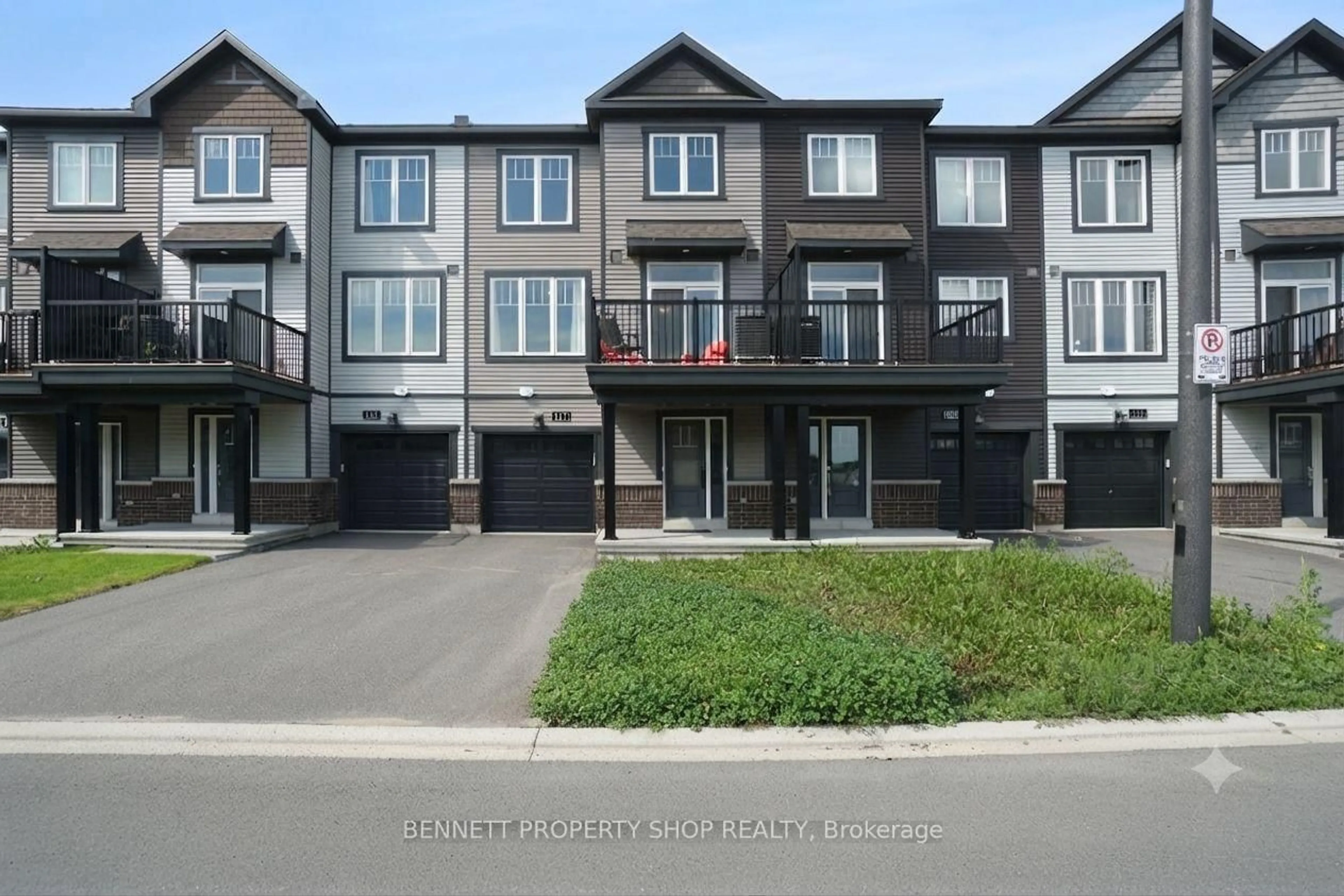 Unknown for 127 Attwell Private, Ottawa Ontario K2K 0P6