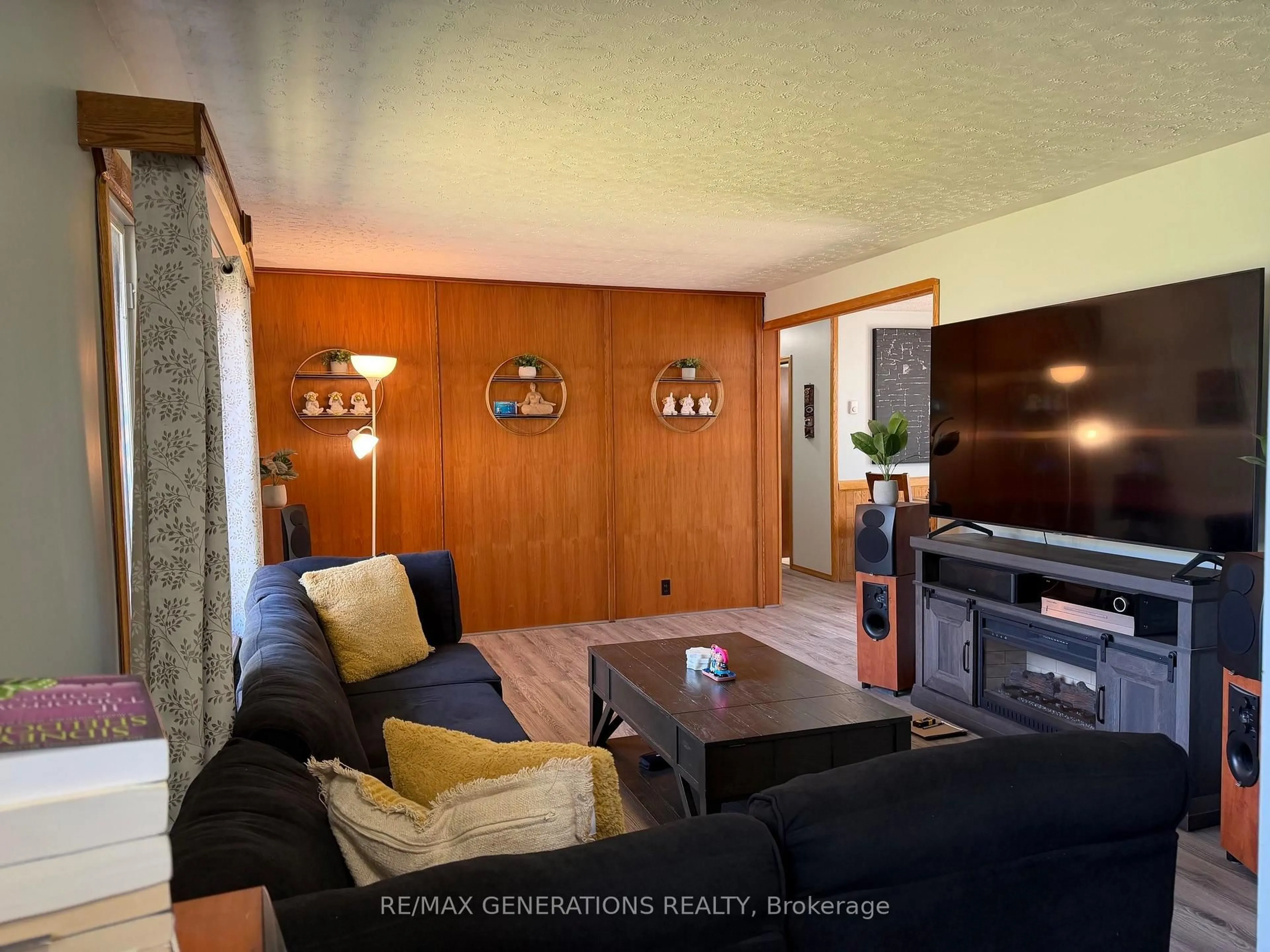 Living room with furniture, unknown for 82 Lakeview Dr, Terrace Bay Ontario P0T 2W0