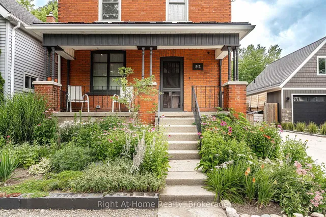 92 Rebecca St, Stratford 2