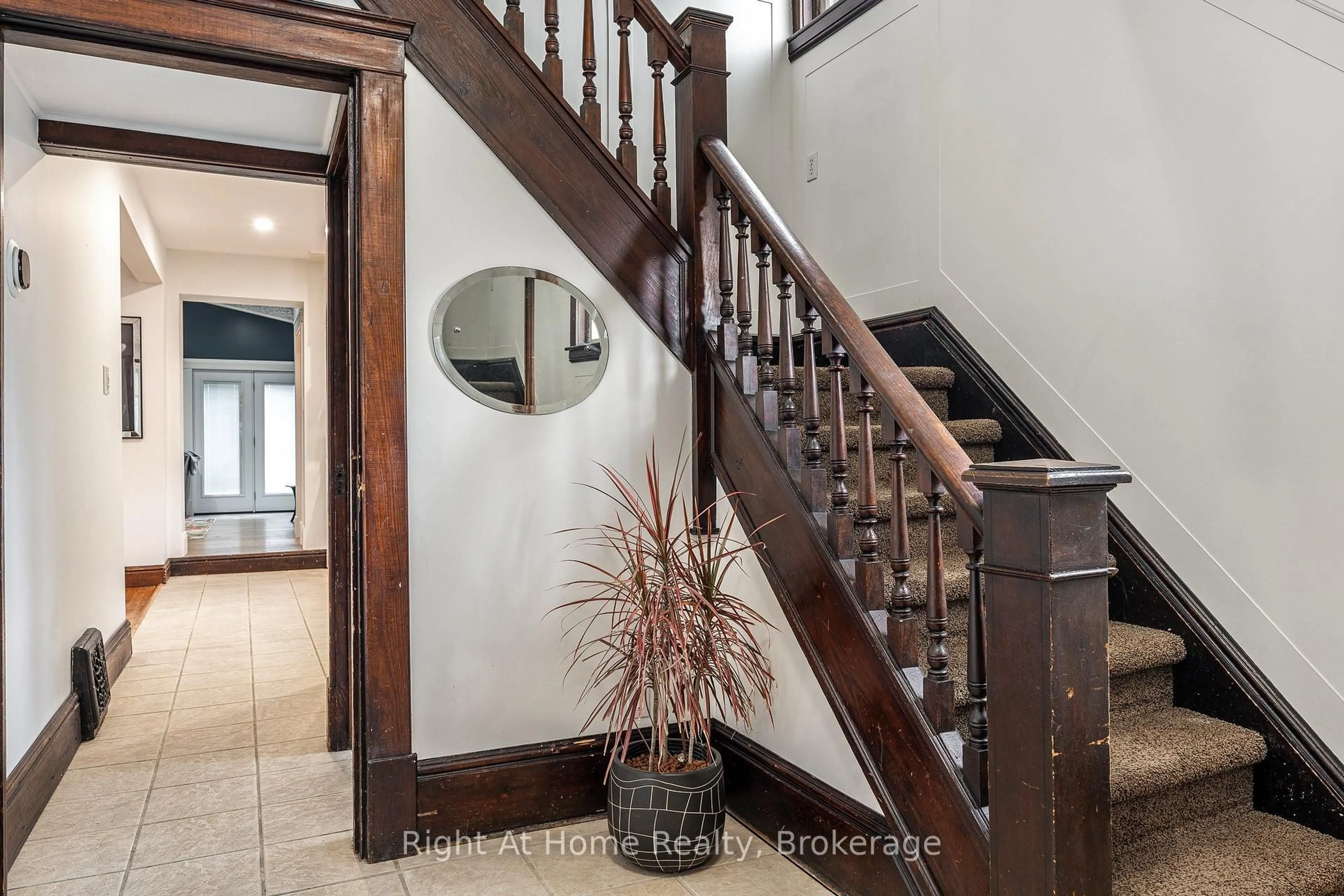 Indoor entryway for 92 Rebecca St, Stratford Ontario N5A 3P3