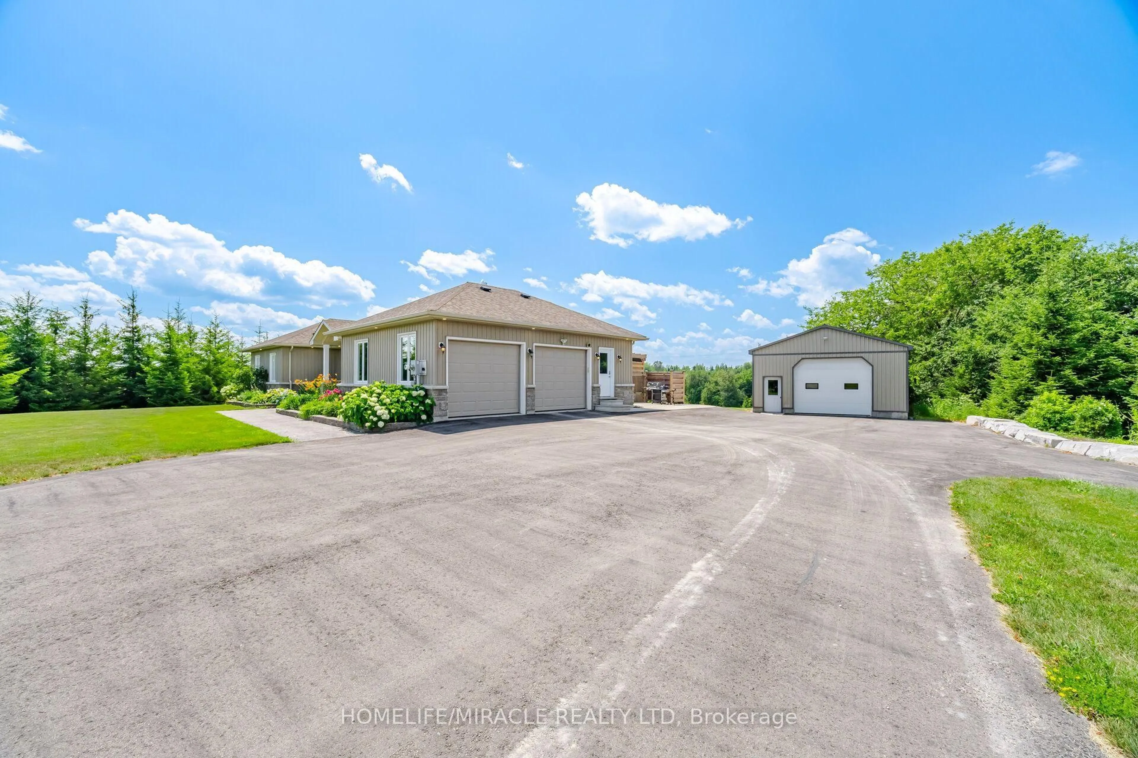 A pic from outside/outdoor area/front of a property/back of a property/a pic from drone, unknown for 112060 11th Line, East Garafraxa Ontario L9W 7A6