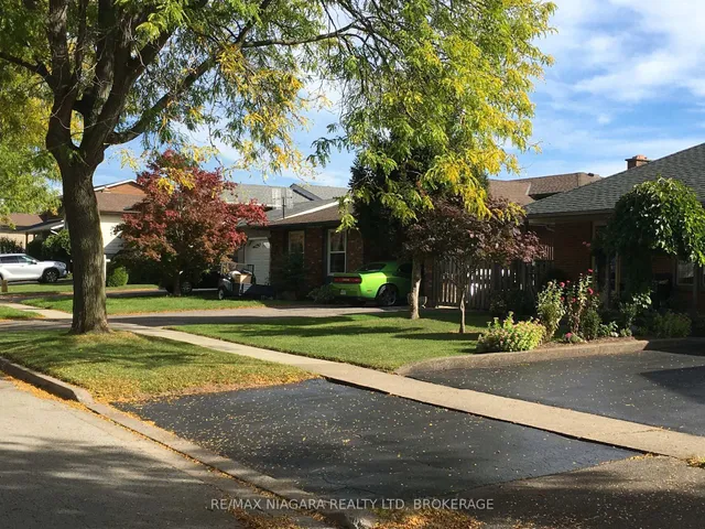 6086 Eldorado Ave, Niagara Falls 3