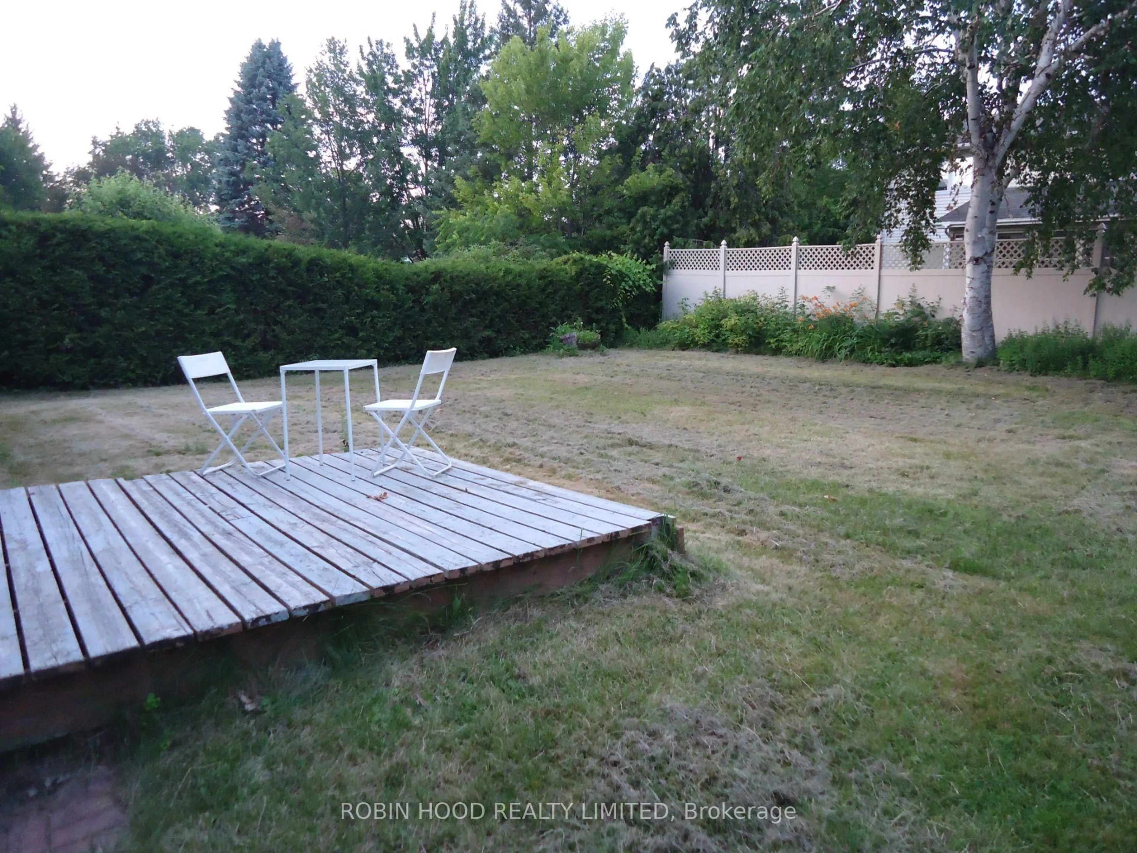 Patio, forest/trees view for 35 Tauvette St #NA, Ottawa Ontario K1B 3A1