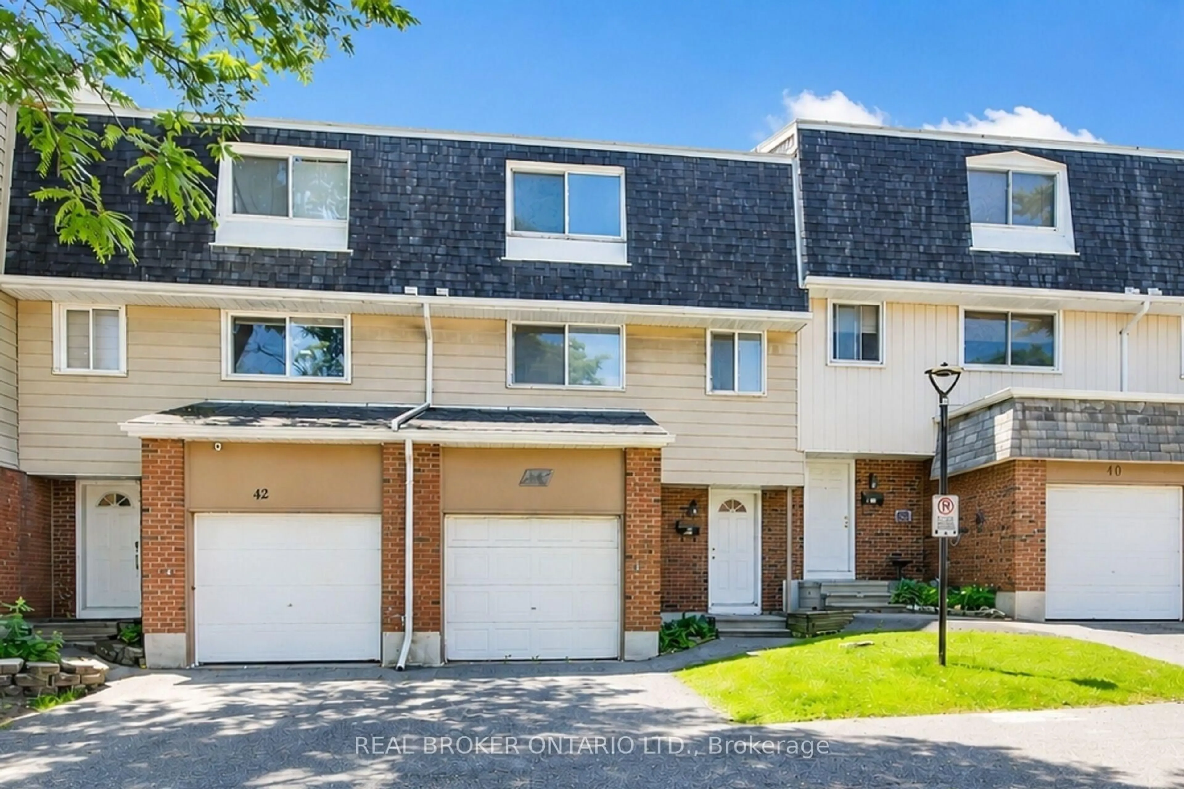 Unknown for 2669 SOUTHVALE Cres #41, Ottawa Ontario K1B 4V2