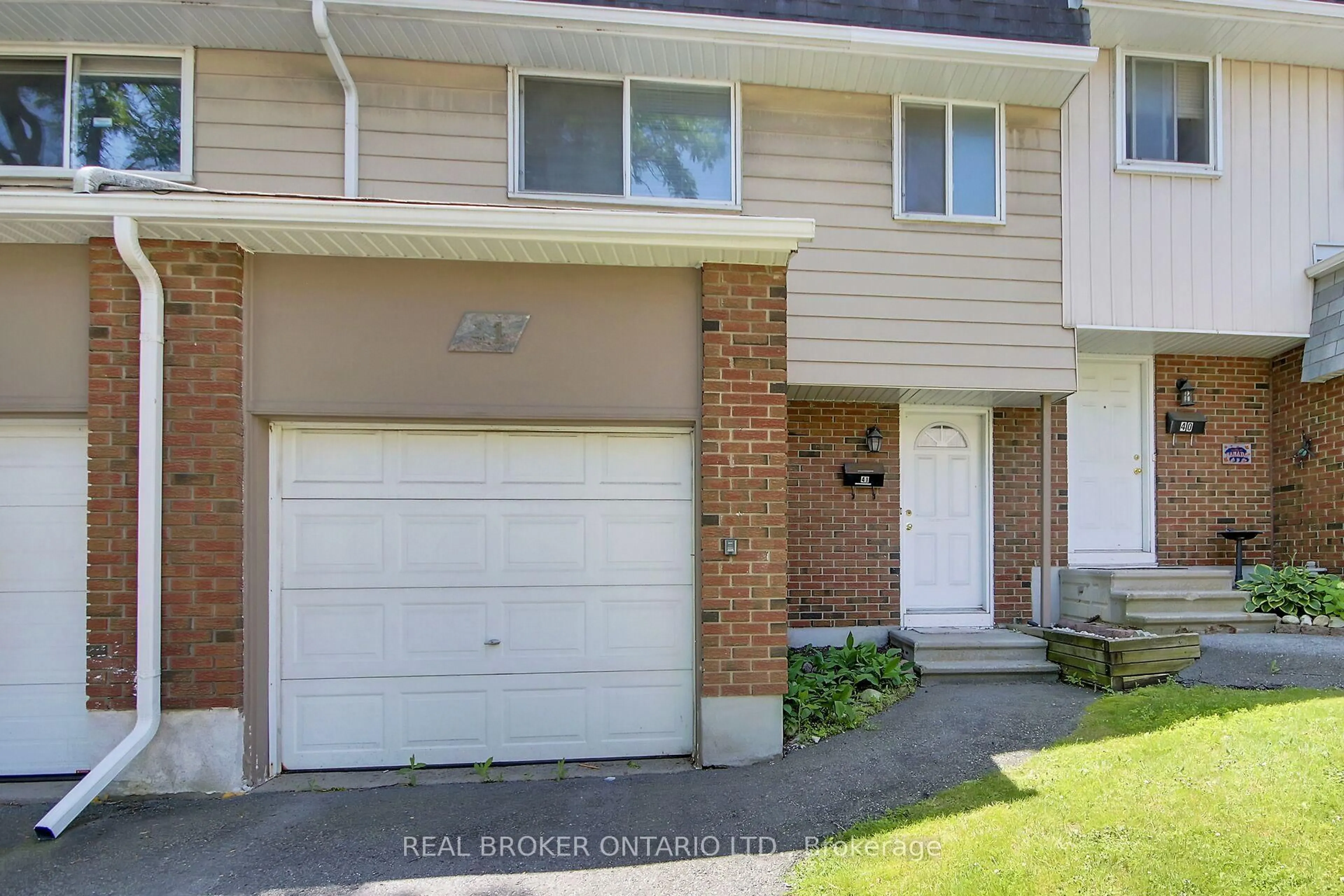 Unknown for 2669 SOUTHVALE Cres #41, Ottawa Ontario K1B 4V2
