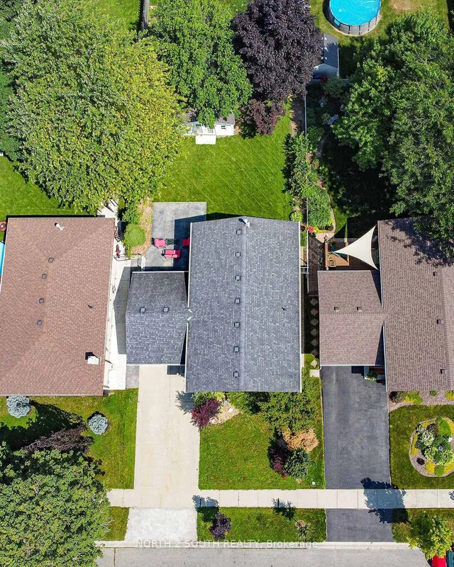 10 Latzer Cres, Brantford 4