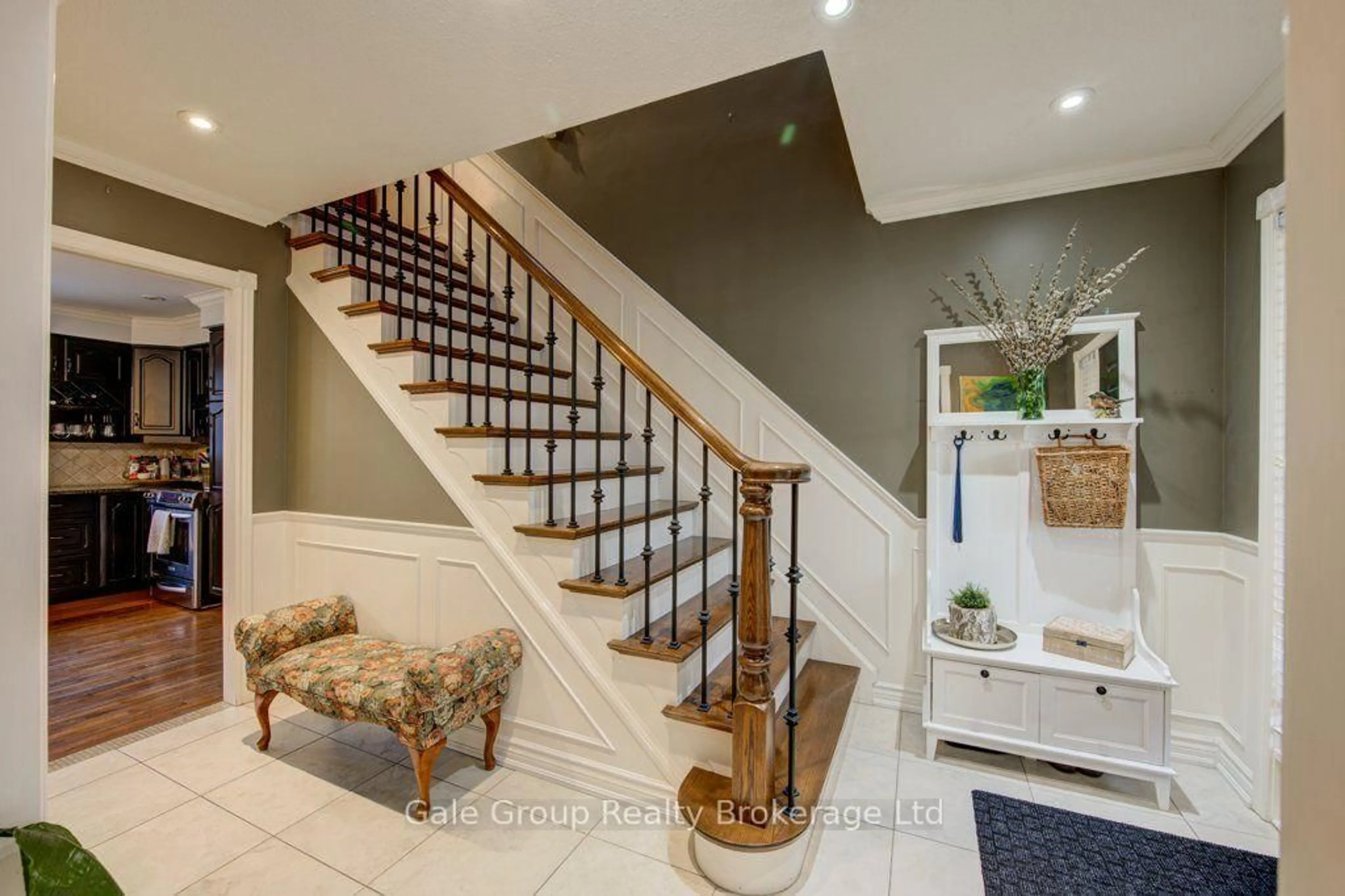 Indoor entryway for 24 Van Norman Dr, Tillsonburg Ontario N4G 4S2