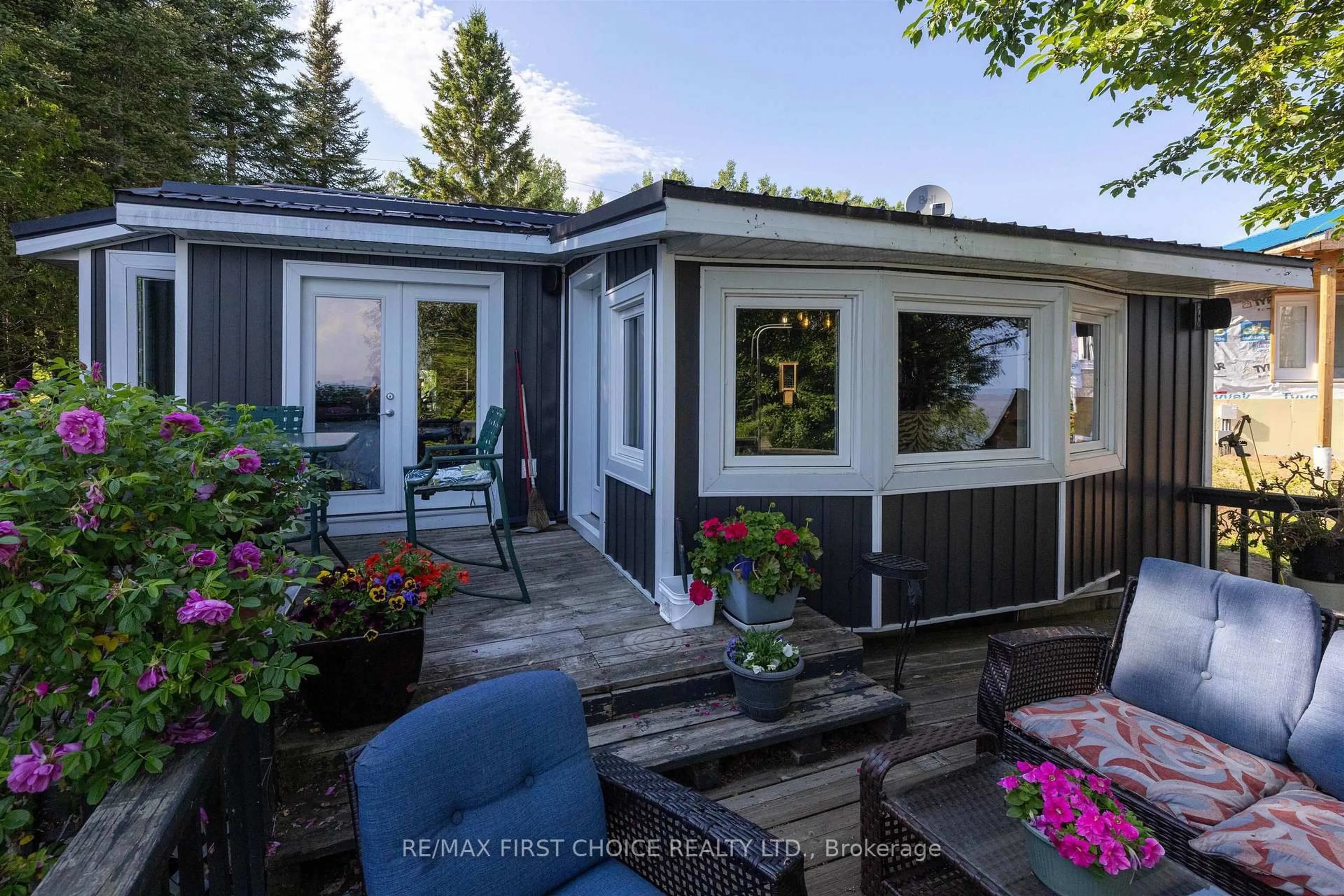 Patio, unknown for 1185 Sunrise Beach Rd, Shuniah Ontario P7A 0Z5