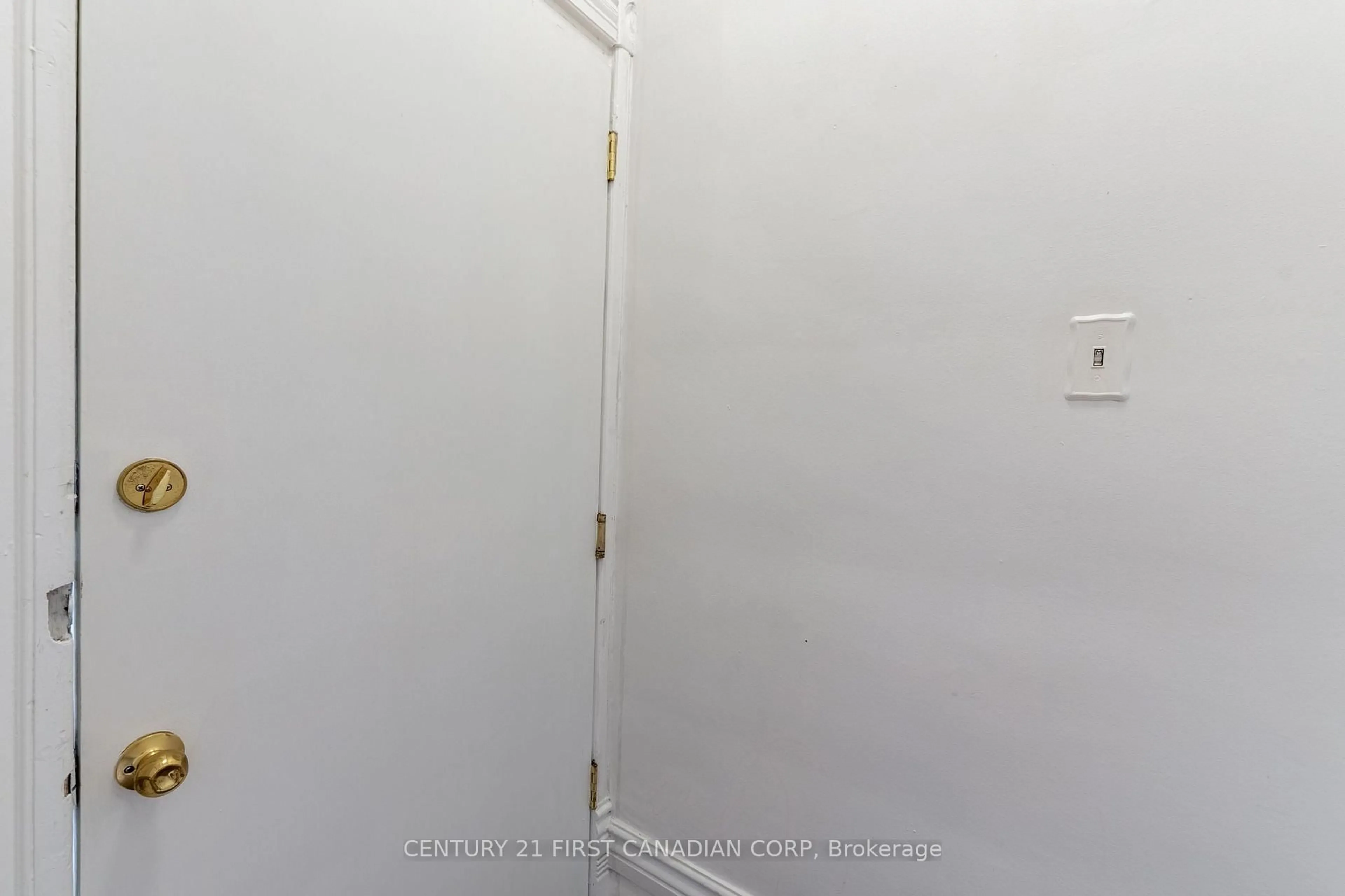 Storage room or clothes room or walk-in closet for 578 Waterloo St, London East Ontario N6B 2P9