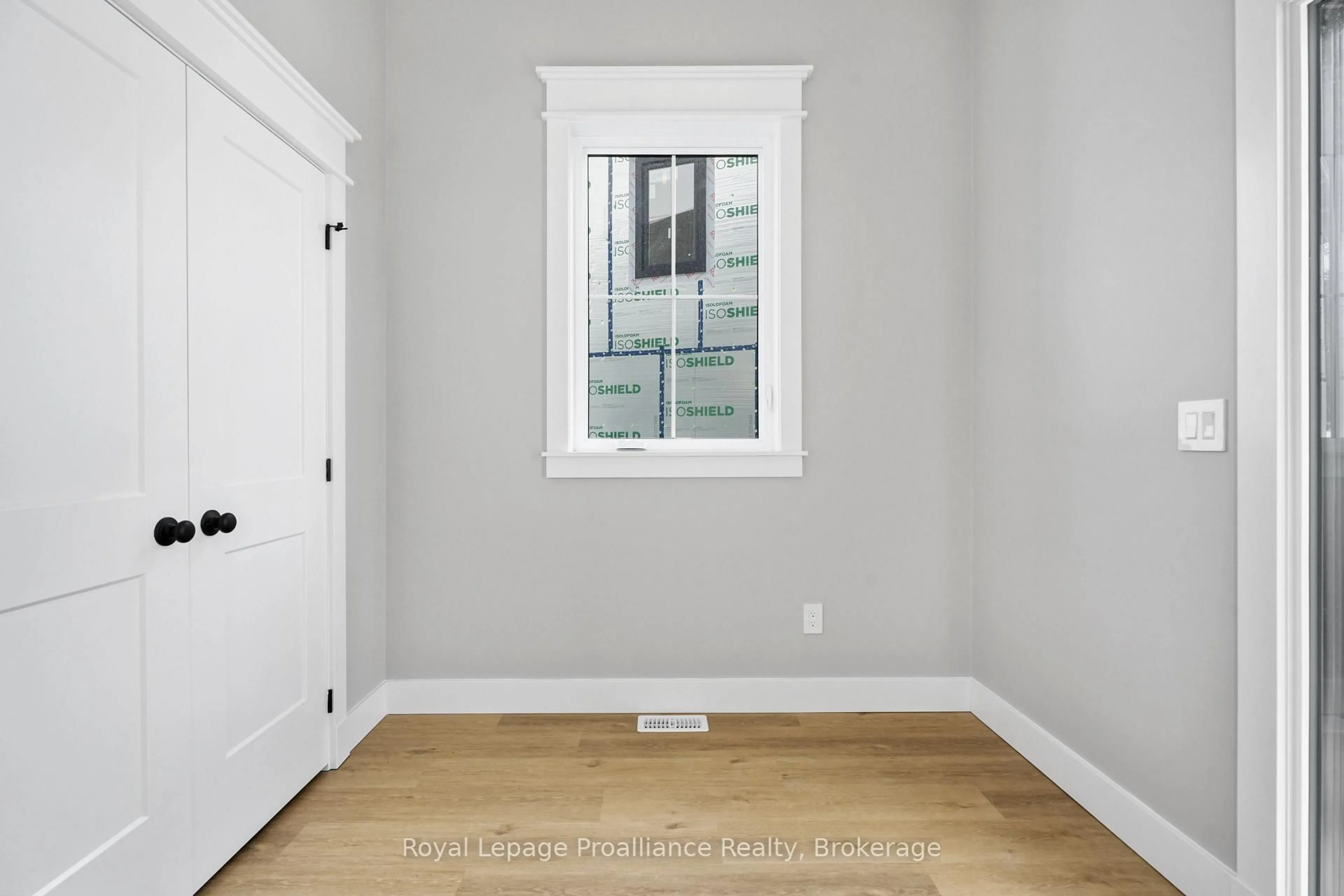 Indoor entryway for 2 Merriman Crt, Cramahe Ontario K0K 1S0