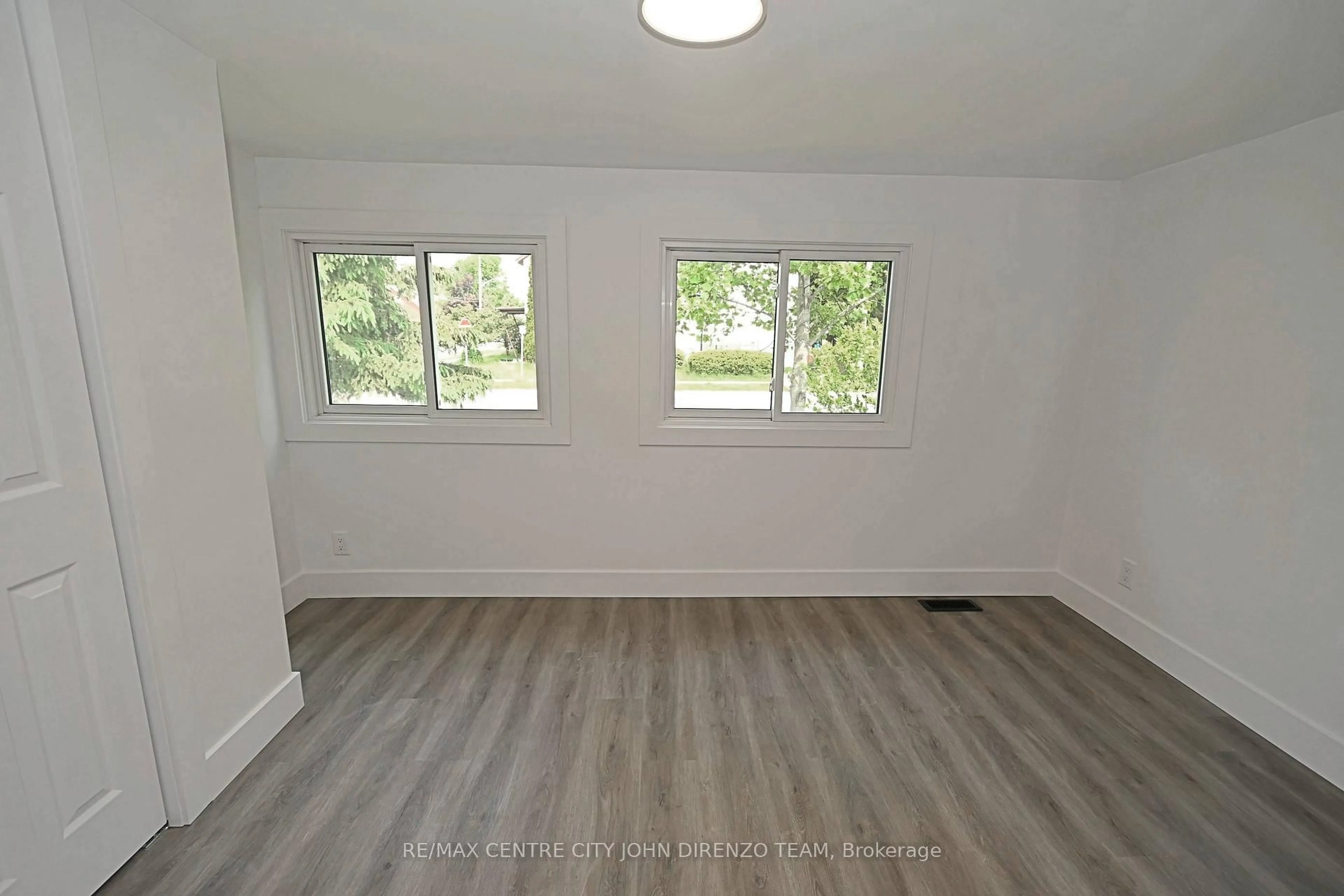 A pic of a room for 52 Woodworth Ave, St. Thomas Ontario N5P 3J8