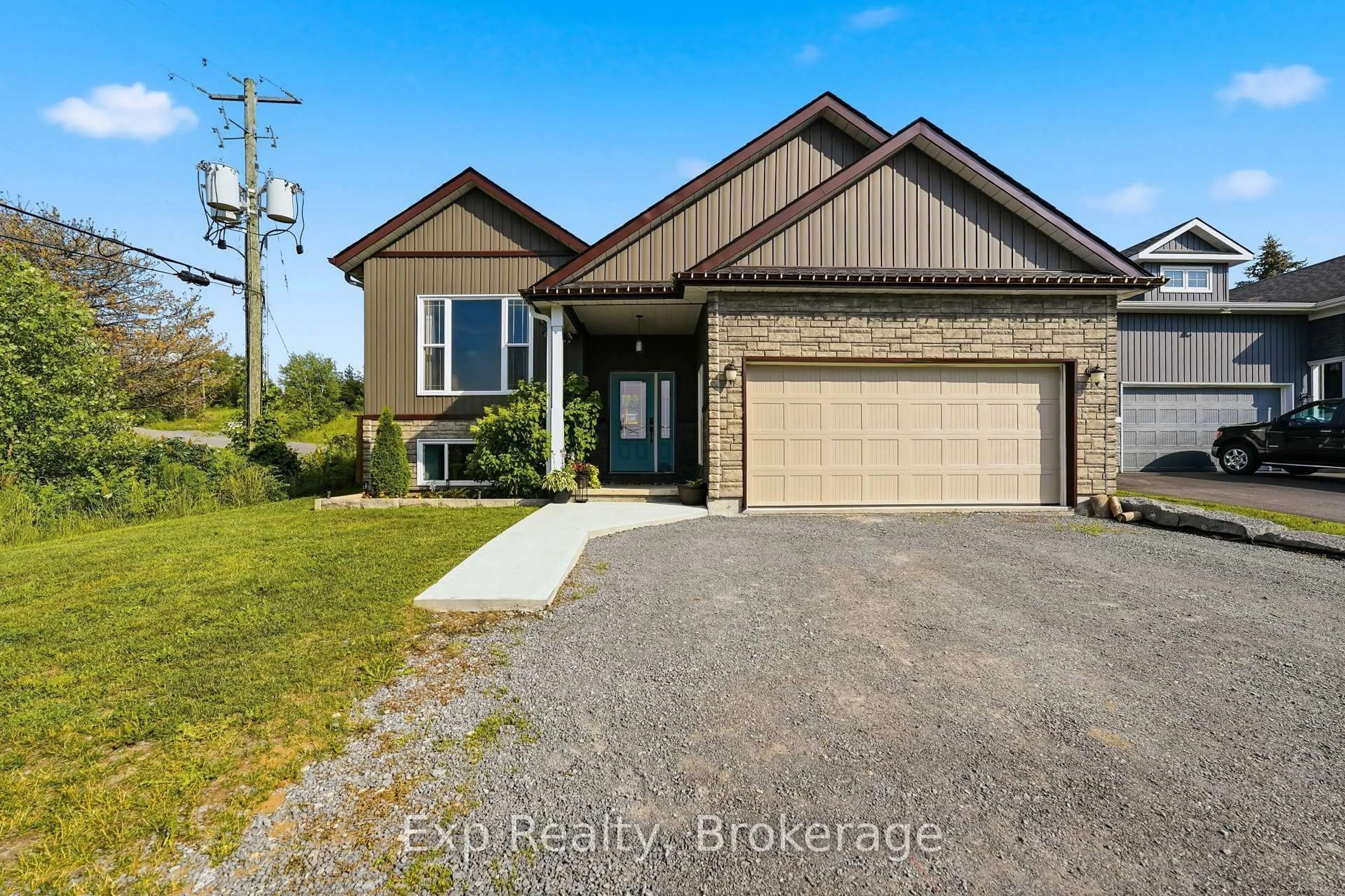 Home with brick exterior material, street for 818 Palace Rd, Plantagenet Ontario K7R 3L2