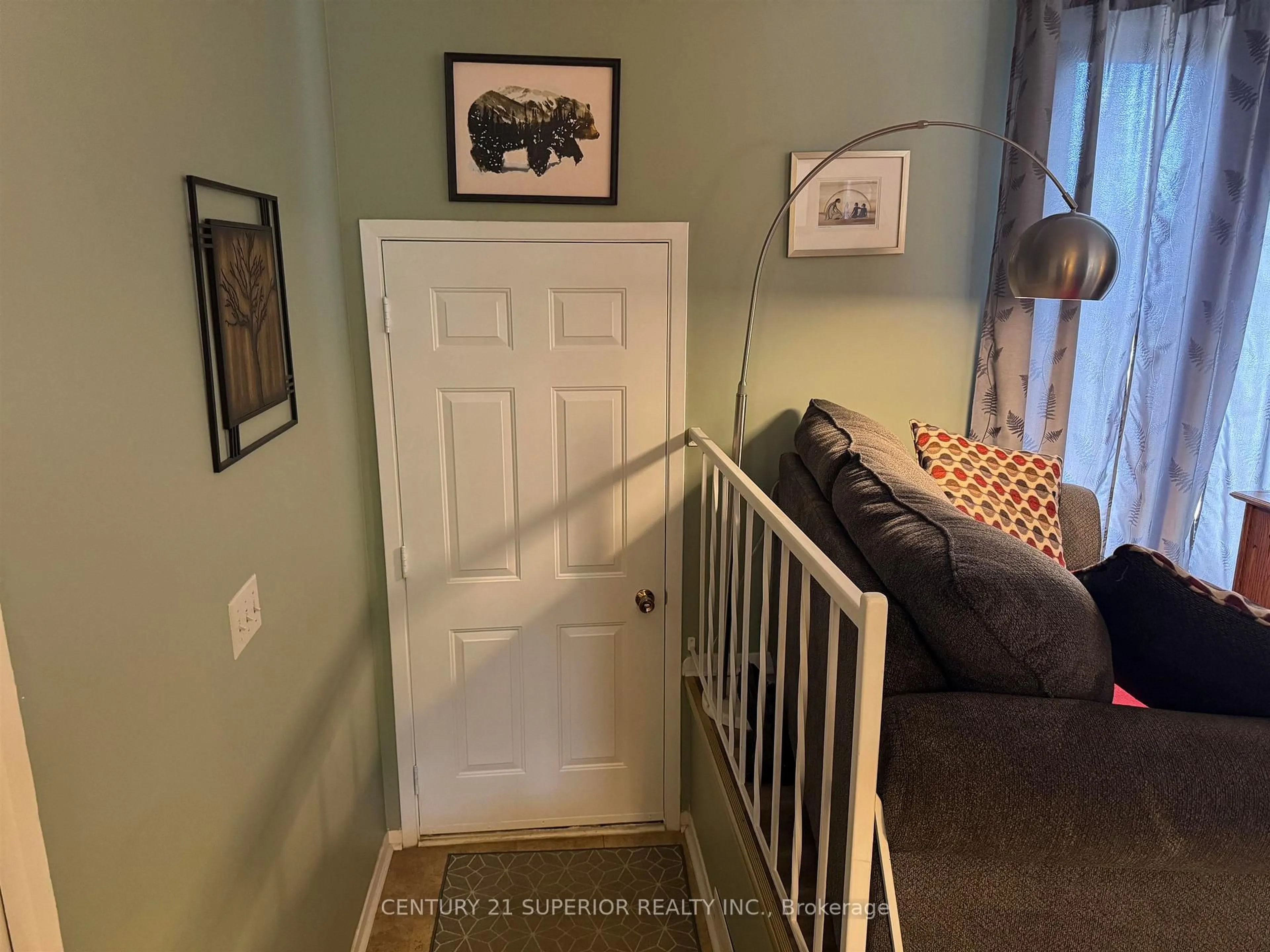 Indoor entryway for 13 Moose Dr, Manitouwadge Ontario P0T 2C0