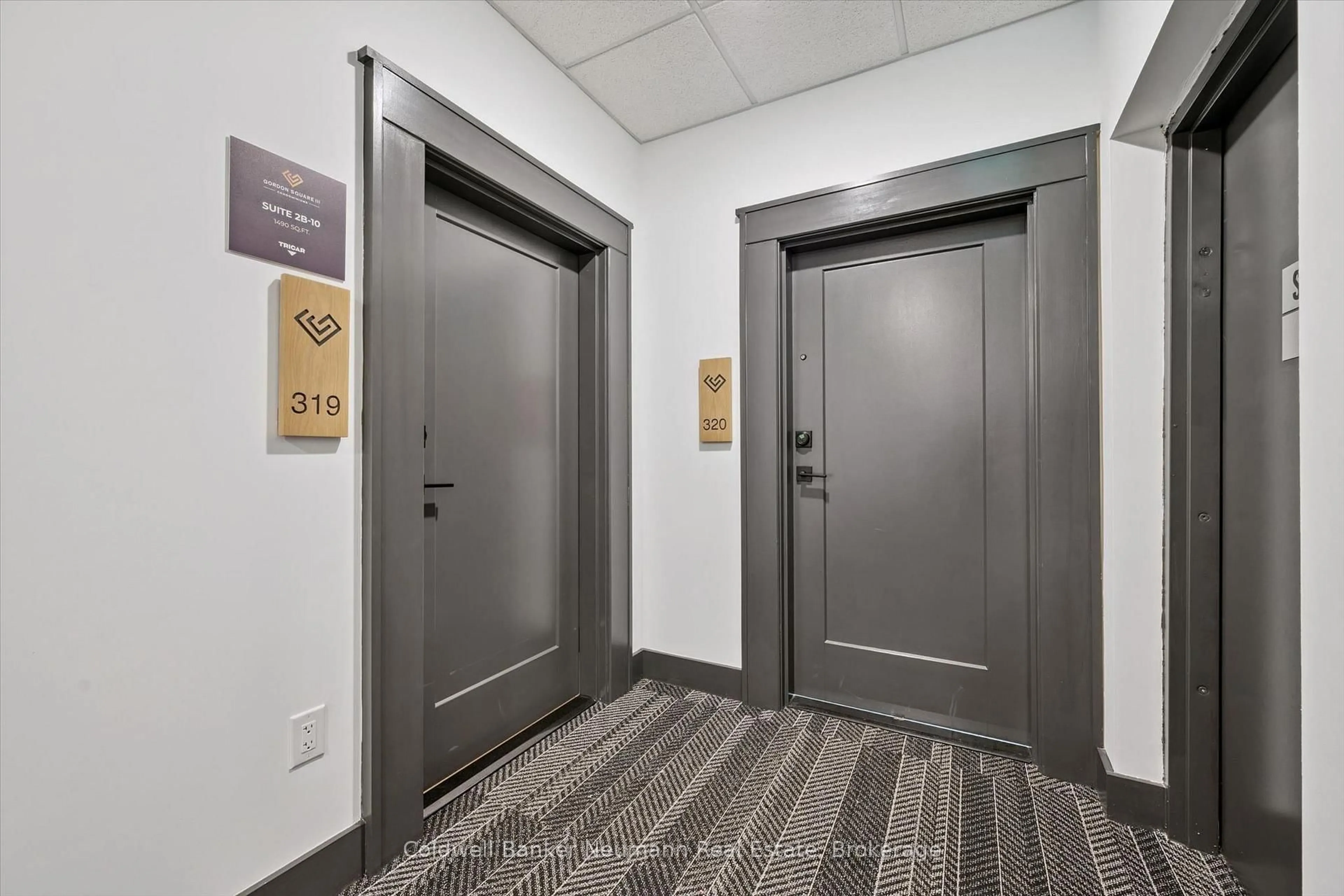 Indoor foyer for 1882 Gordon St #319, Guelph Ontario N1L 0P6
