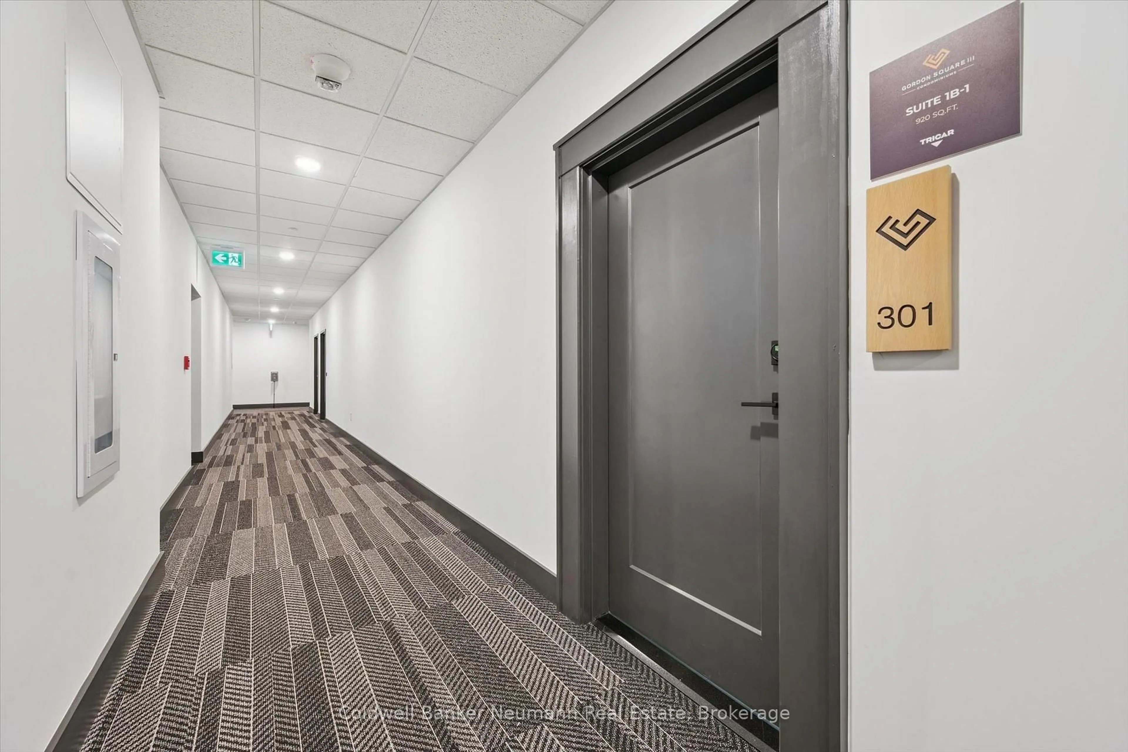 Indoor foyer for 1882 Gordon St #301, Guelph Ontario N1L 0P6