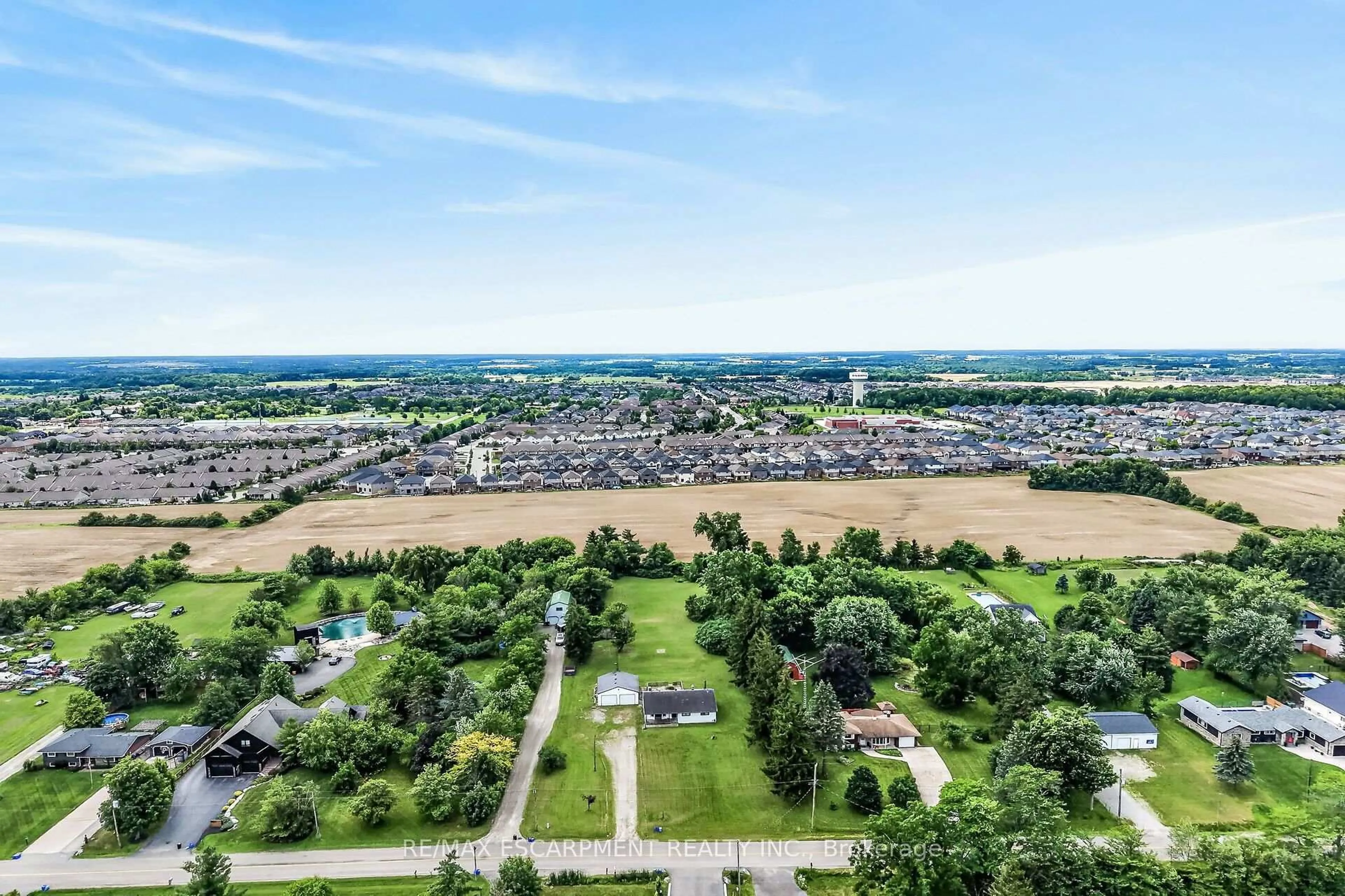 A pic from outside/outdoor area/front of a property/back of a property/a pic from drone, unknown for 3191 Cemetery Rd, Hamilton Ontario L0R 1C0