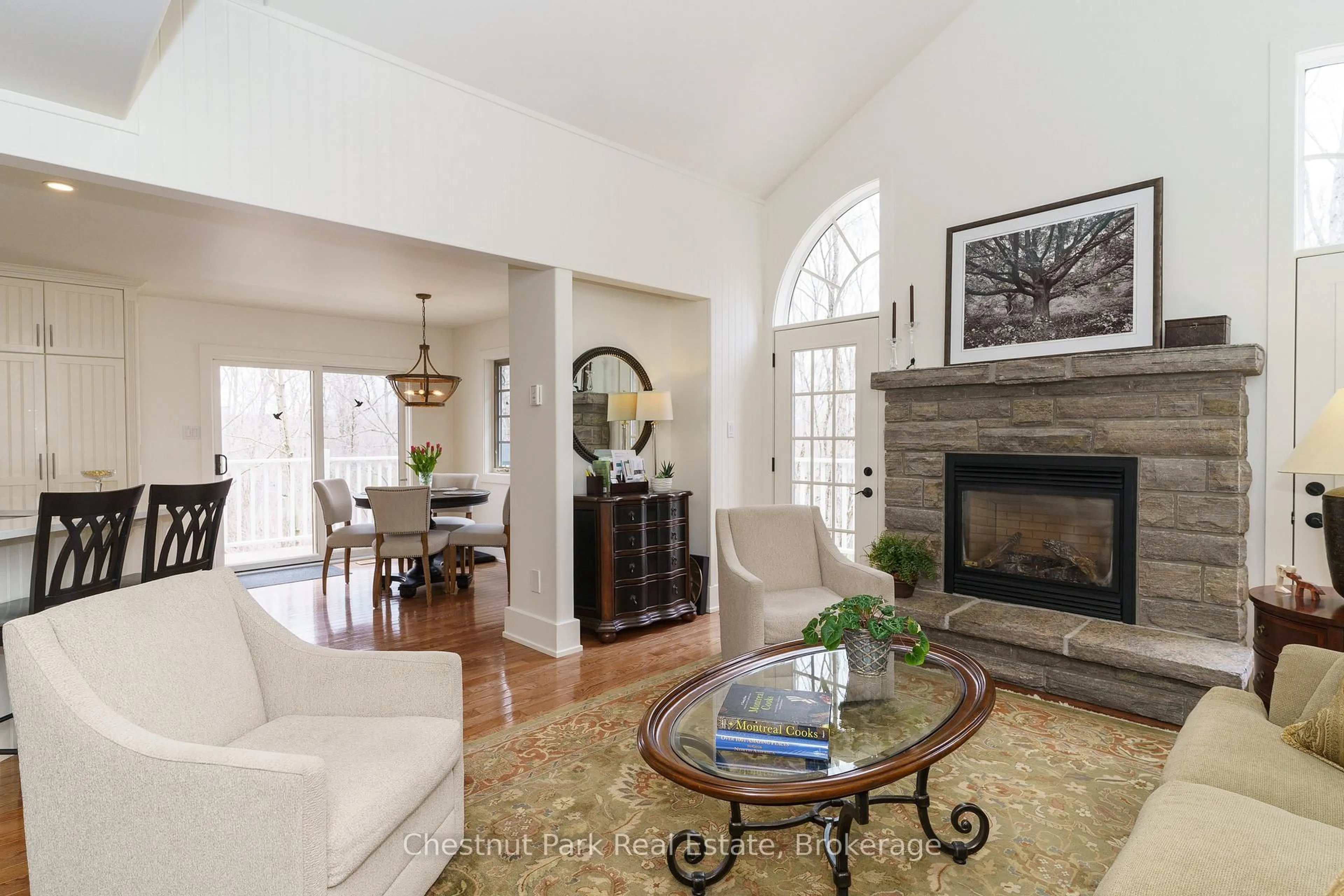 Living room with furniture, ceramic/tile floor for 48 ESTATE Dr, Muskoka Lakes Ontario P0B 1J0