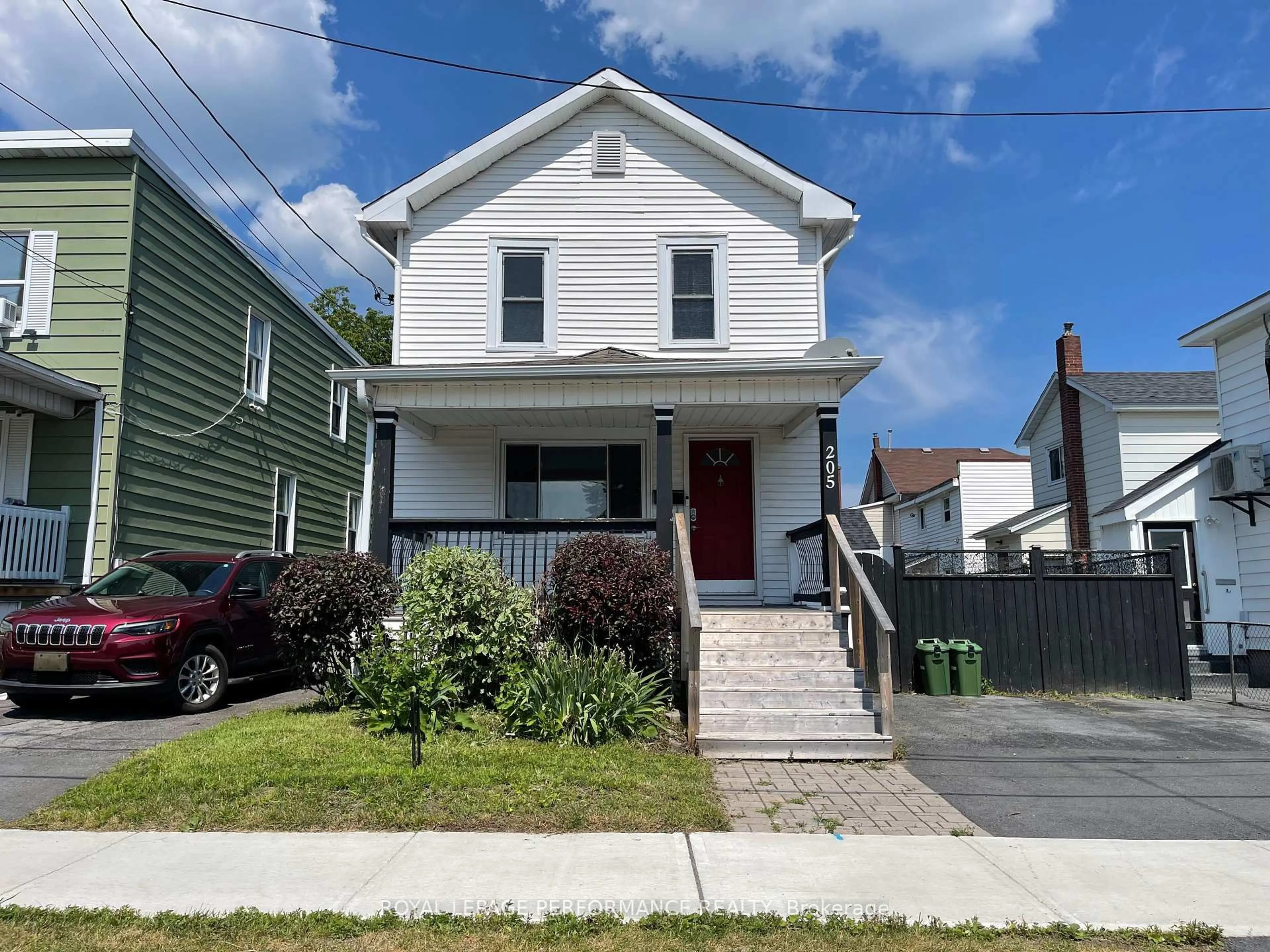 Home with vinyl exterior material, street for 205 Guy St, Cornwall Ontario K6H 4V1