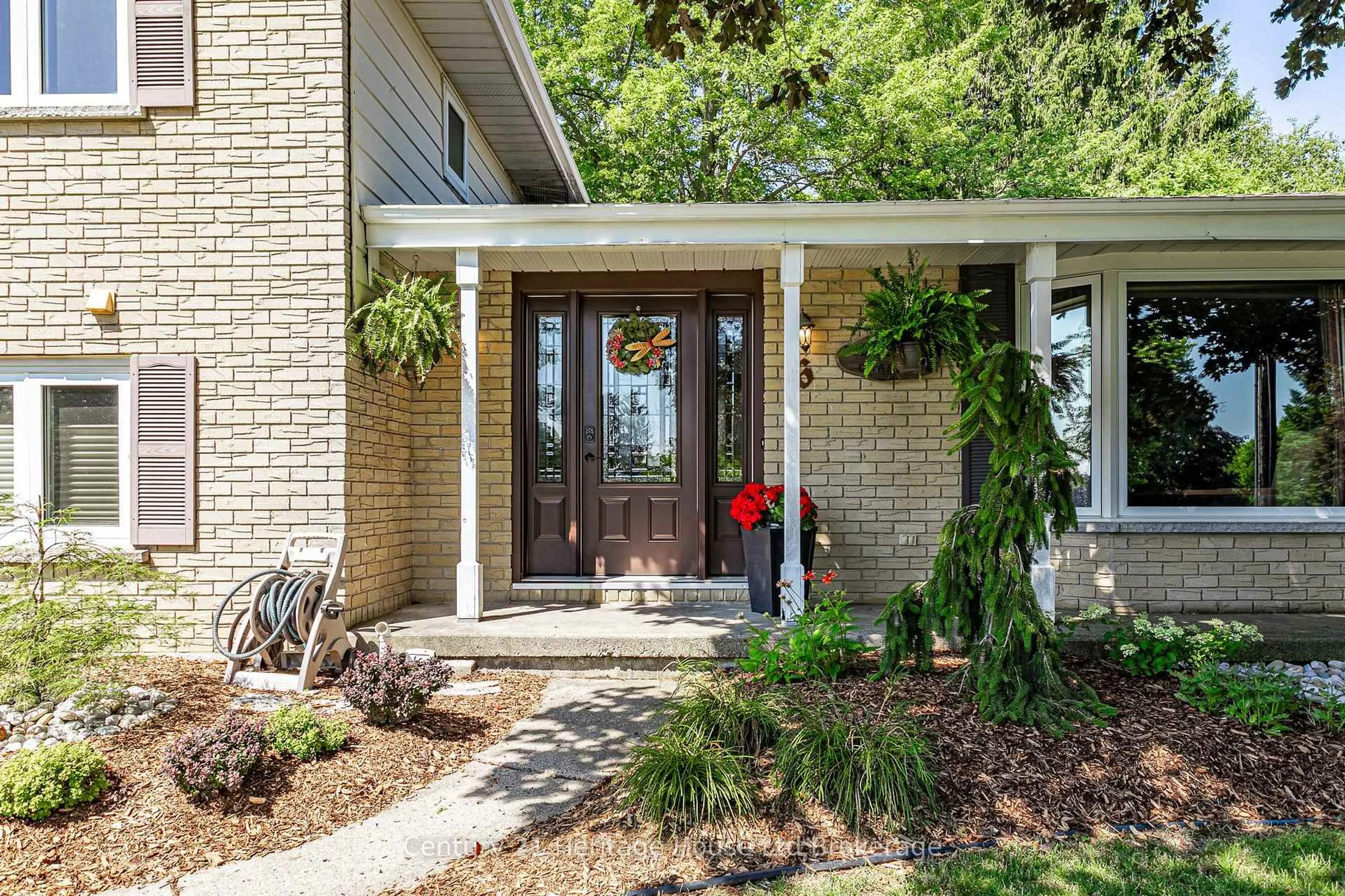 Home with brick exterior material, street for 6 Millard St, South-West Oxford Ontario N4S 7V6
