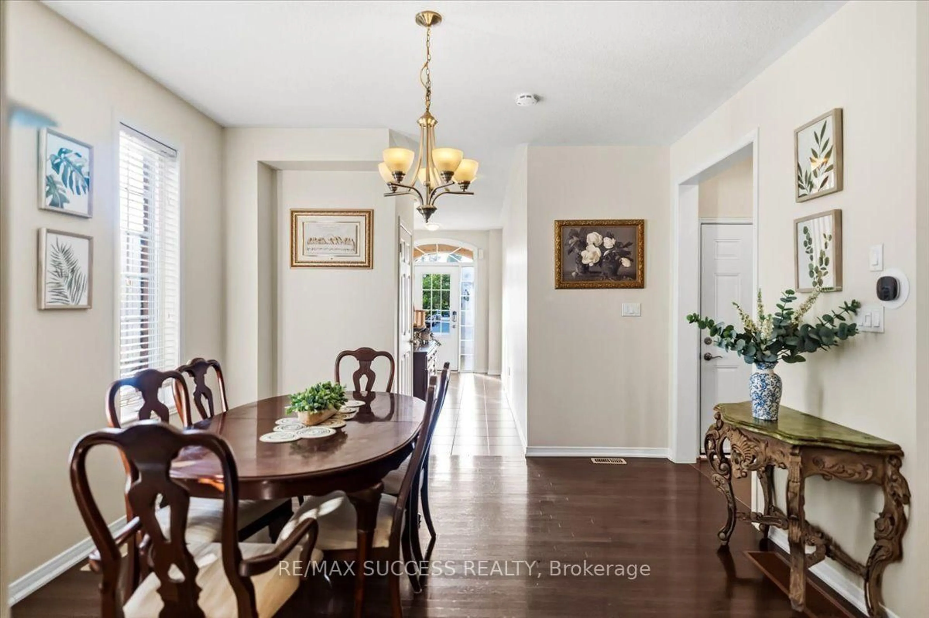 Dining room, unknown for 205 Nisbet Blvd, Hamilton Ontario L0R 2H9