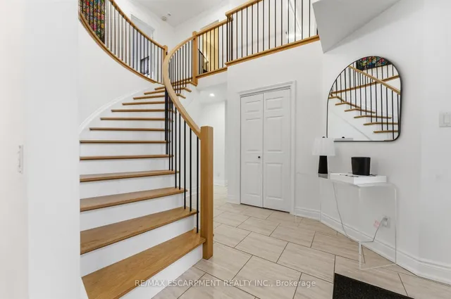 138 Miller Dr, Hamilton 2