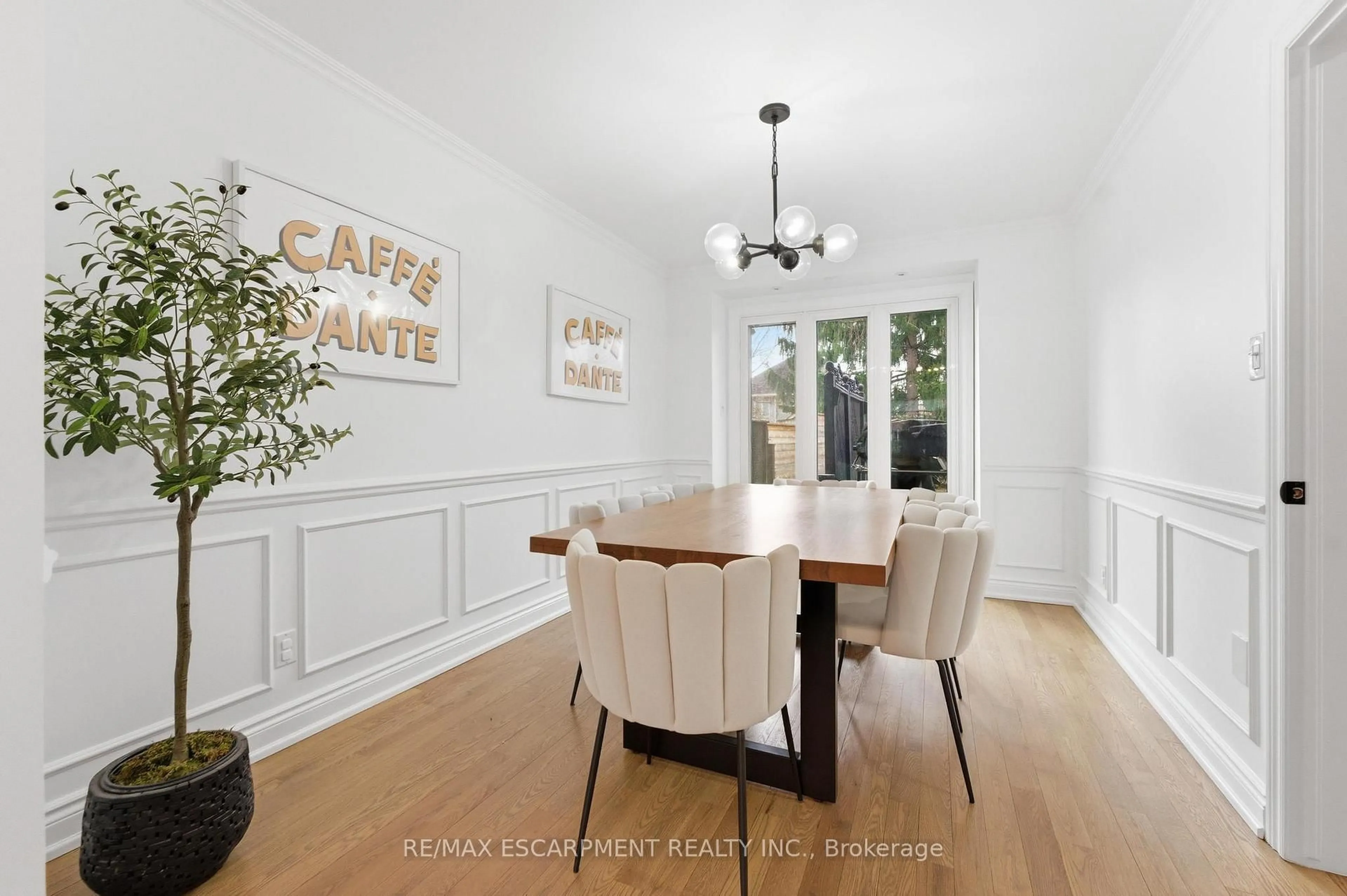 Dining room, unknown for 138 Miller Dr, Hamilton Ontario L9G 4W4