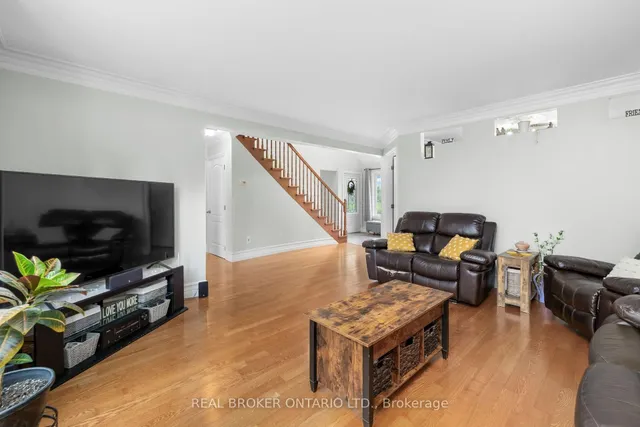 1919 Stagecoach Rd, Greely 5