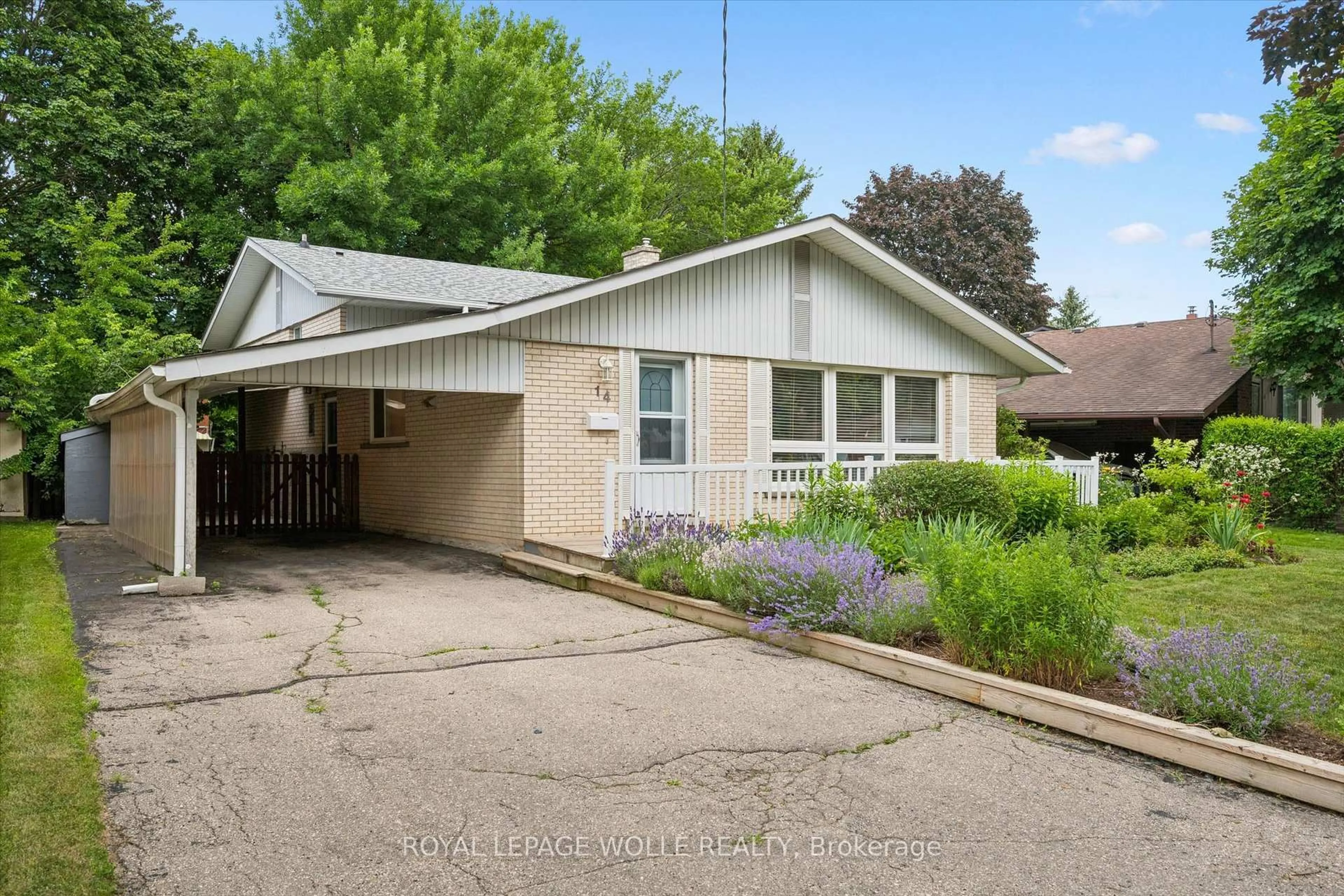 Unknown for 14 Ruskview Rd, Kitchener Ontario N2M 4S2