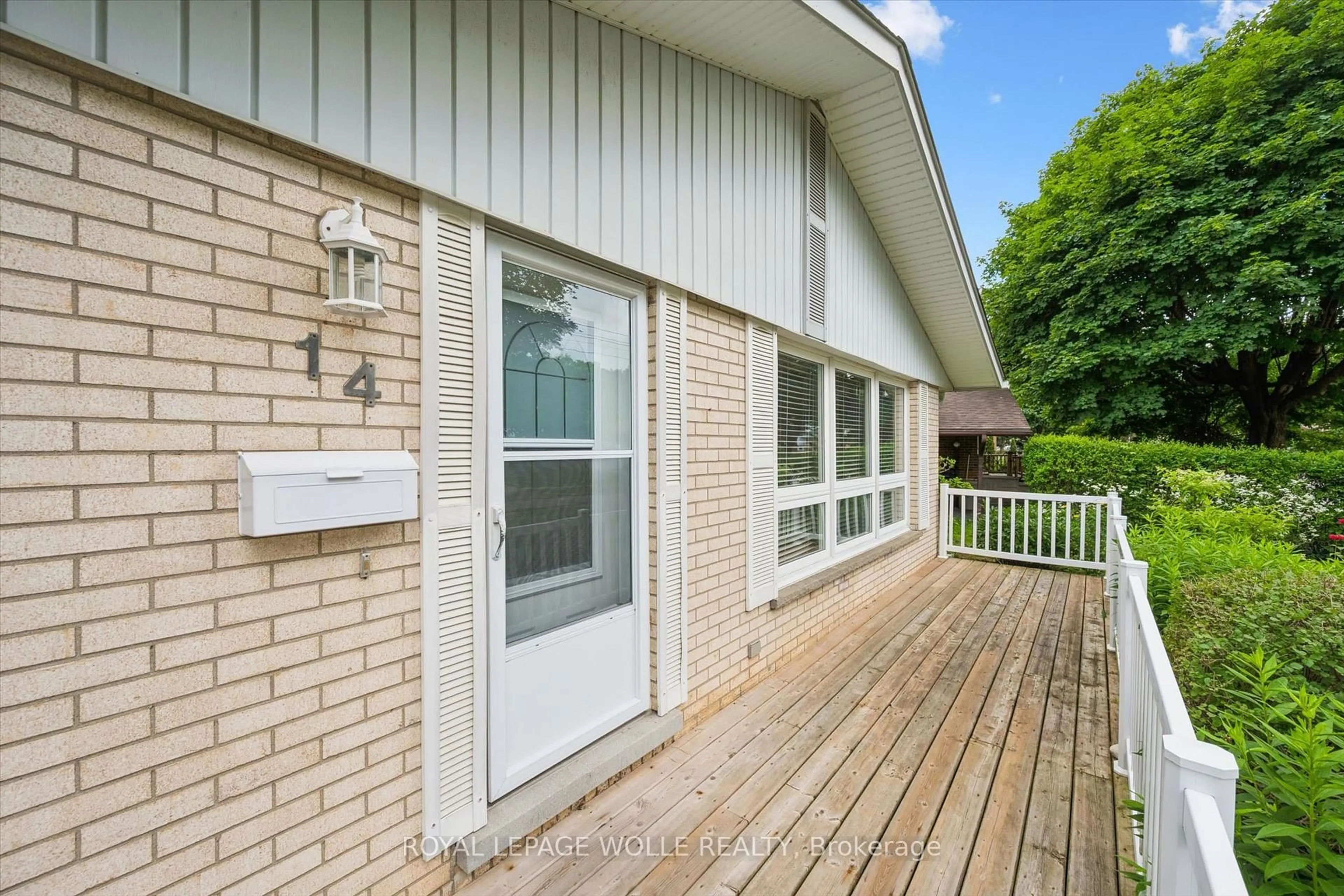 Unknown for 14 Ruskview Rd, Kitchener Ontario N2M 4S2