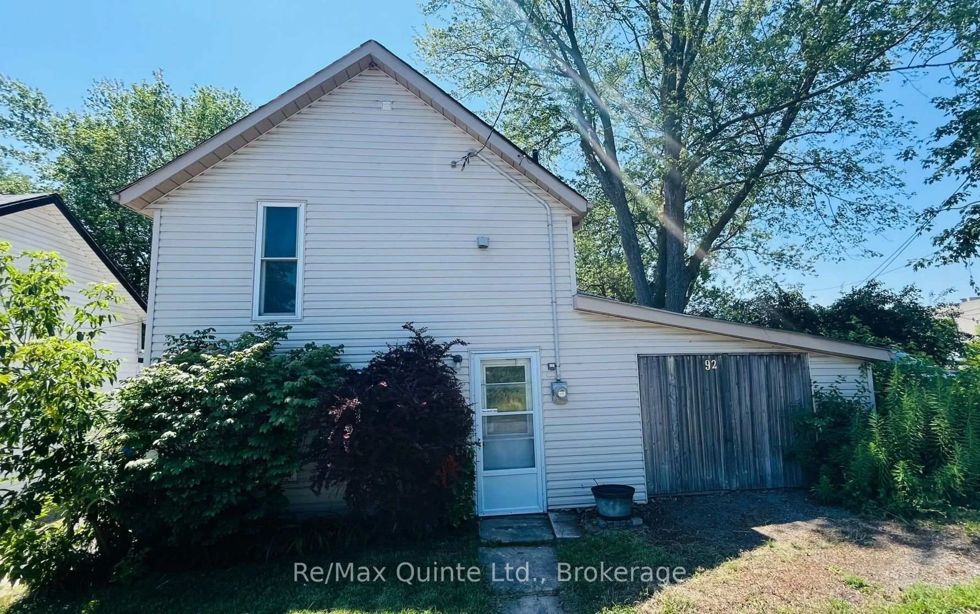 Unknown for 92 Foster Ave, Belleville Ontario K8N 3P7
