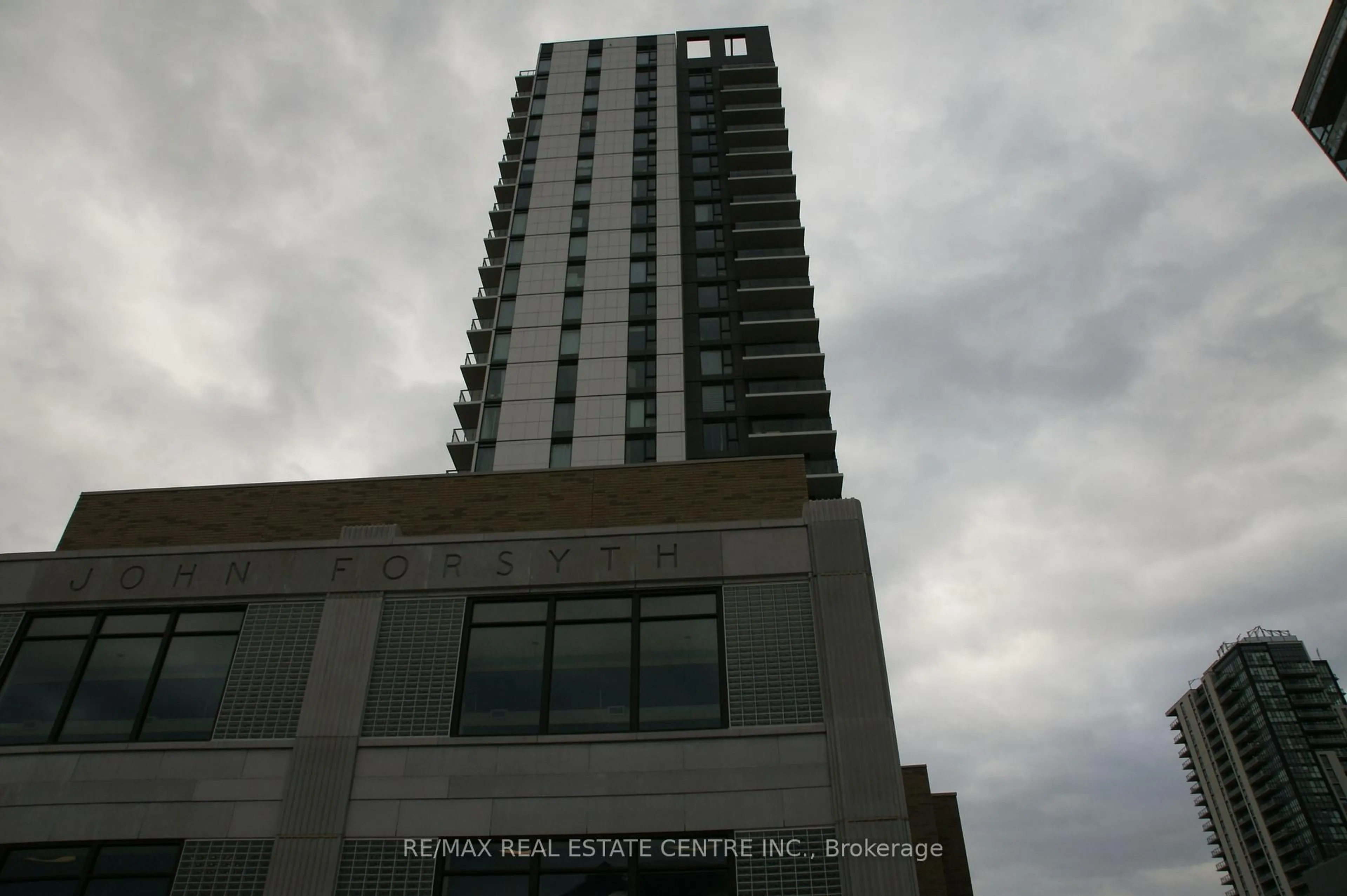Unknown for 55 Duke St #1006, Kitchener Ontario N2X 3H9