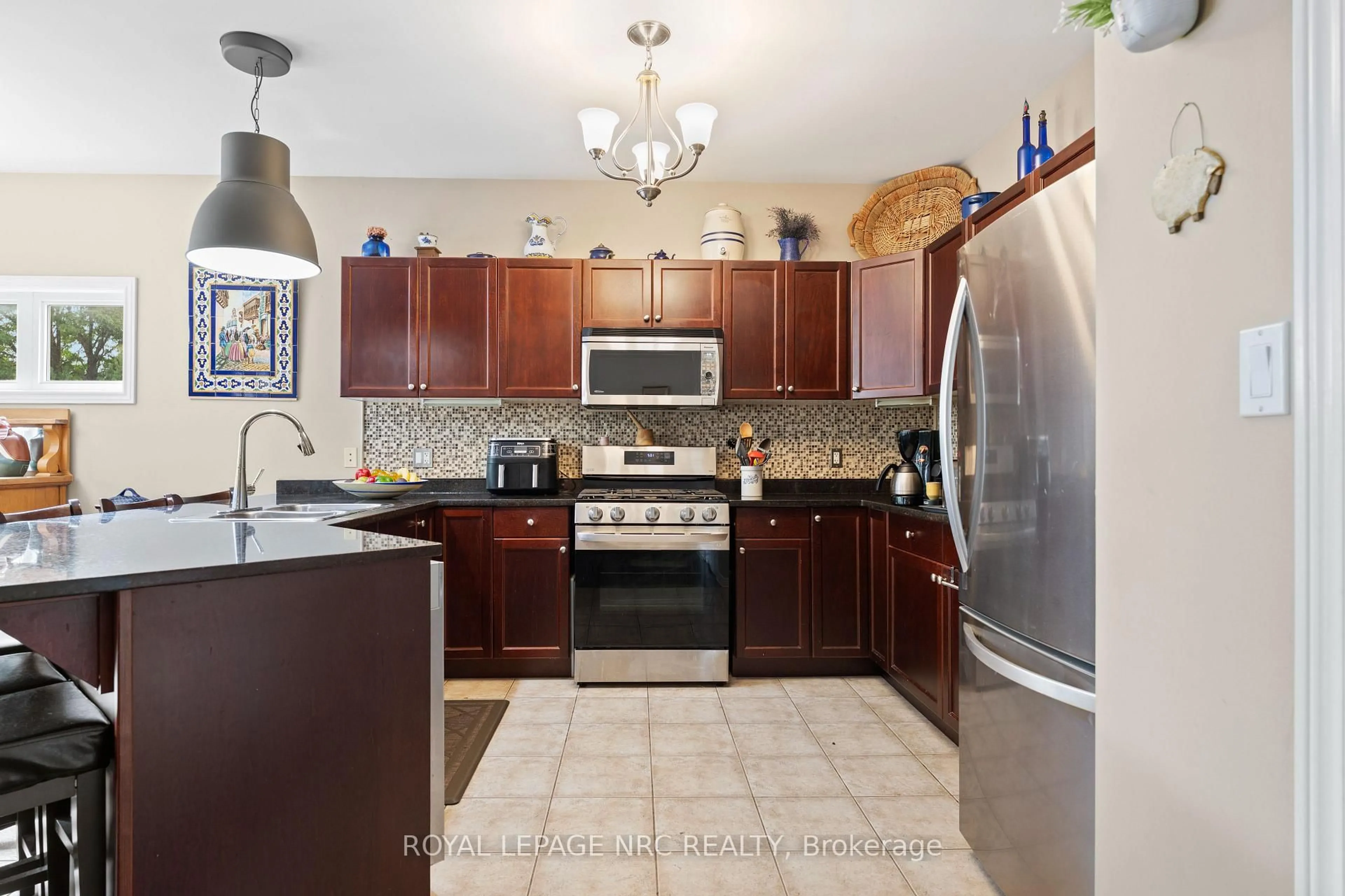 Unknown for 15 Fisher Dr, Niagara-on-the-Lake Ontario L0S 1T0