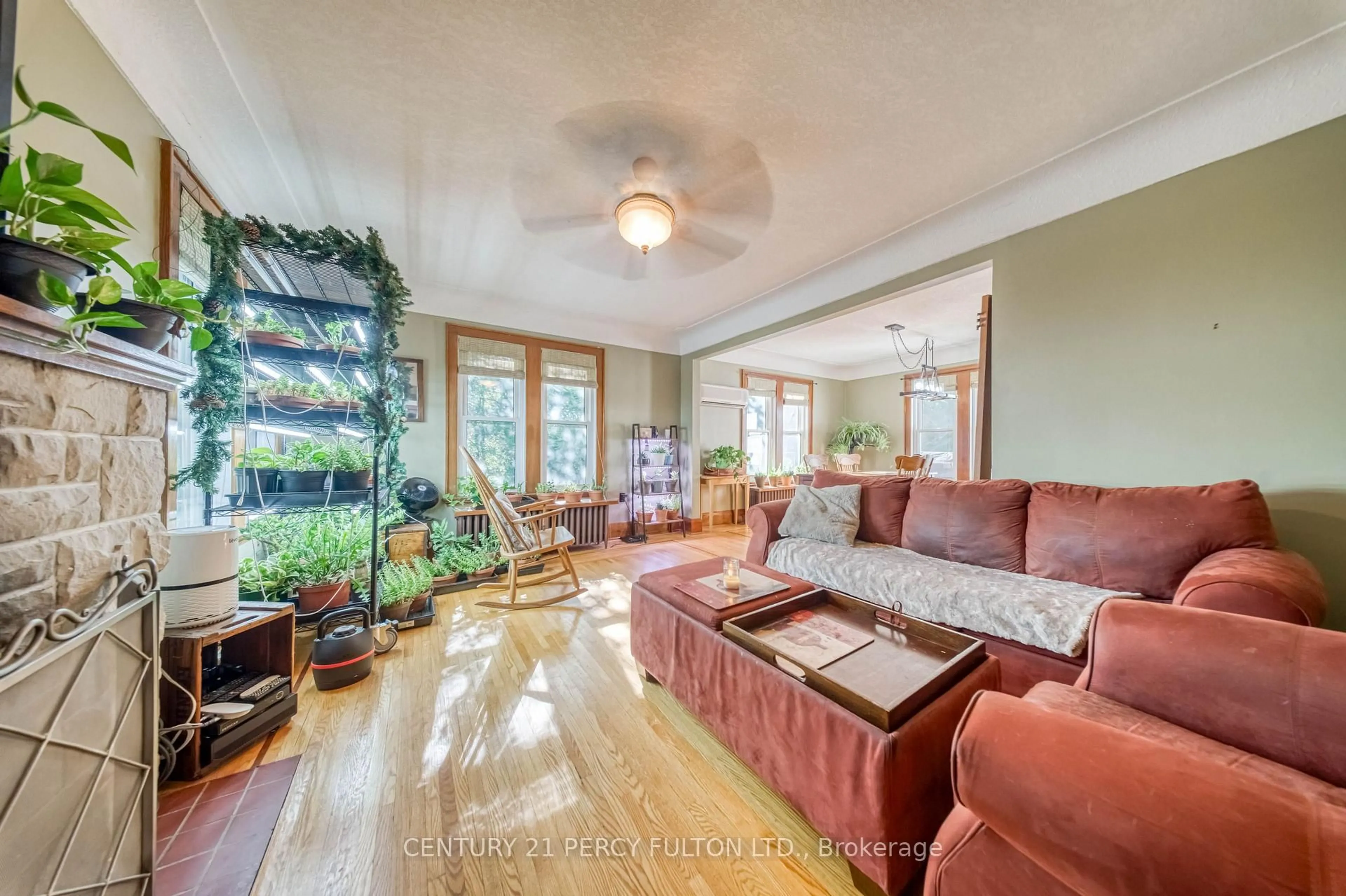 Living room with furniture, unknown for 1853 Governors Rd, Hamilton Ontario L9H 5E3
