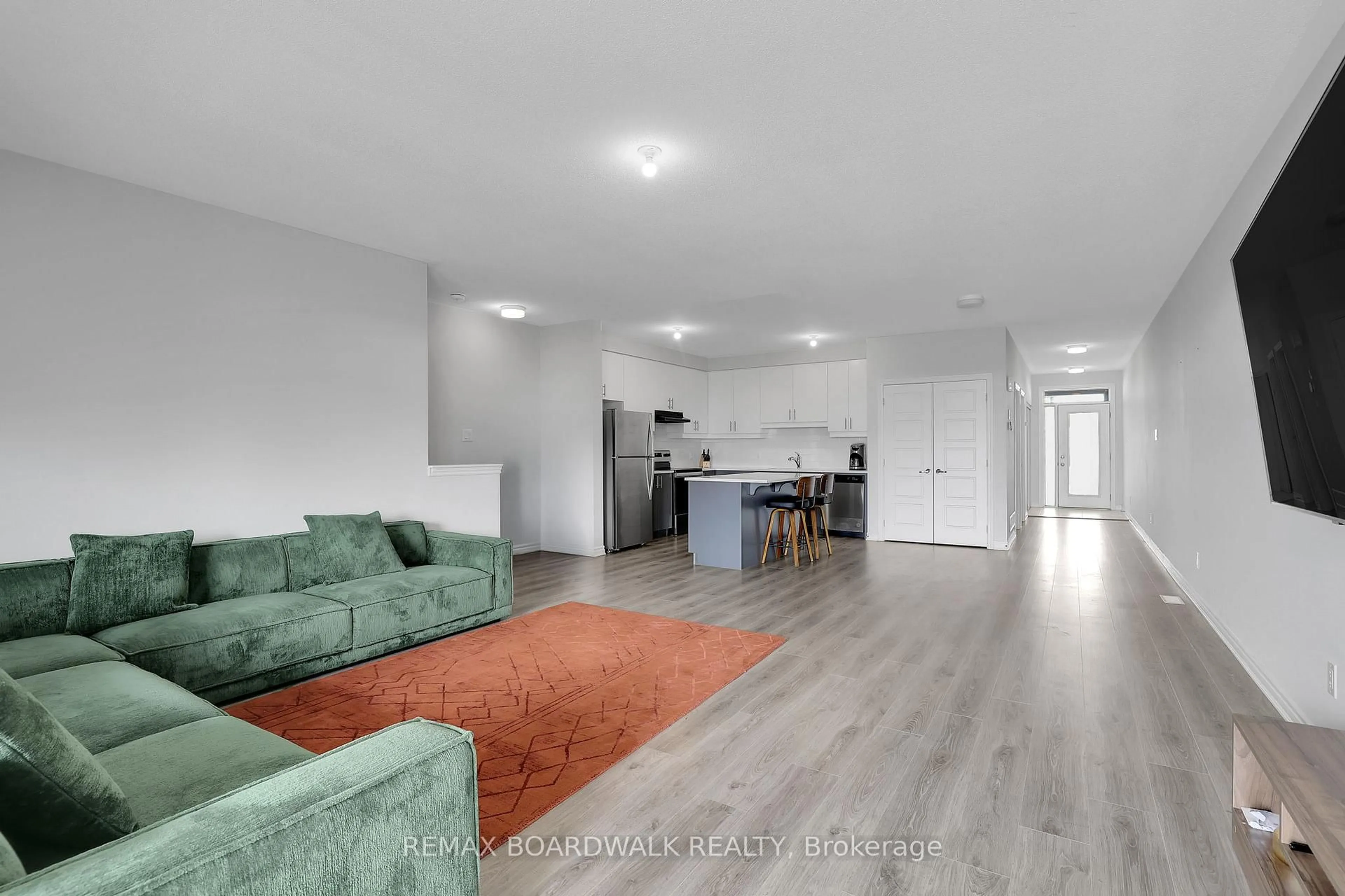 A pic of a room for 306 Pilot Private, Ottawa Ontario K2V 0S4