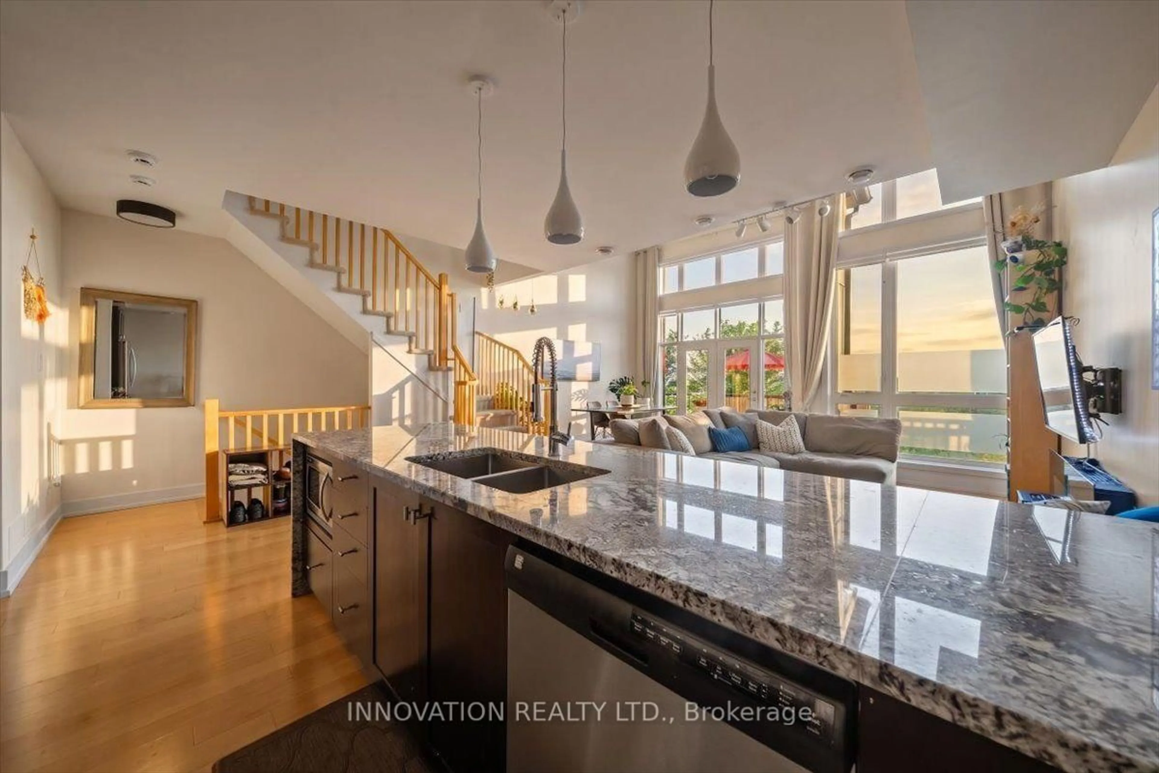 Contemporary kitchen, unknown for 606 Brian Good Ave, Ottawa Ontario K4M 0G7